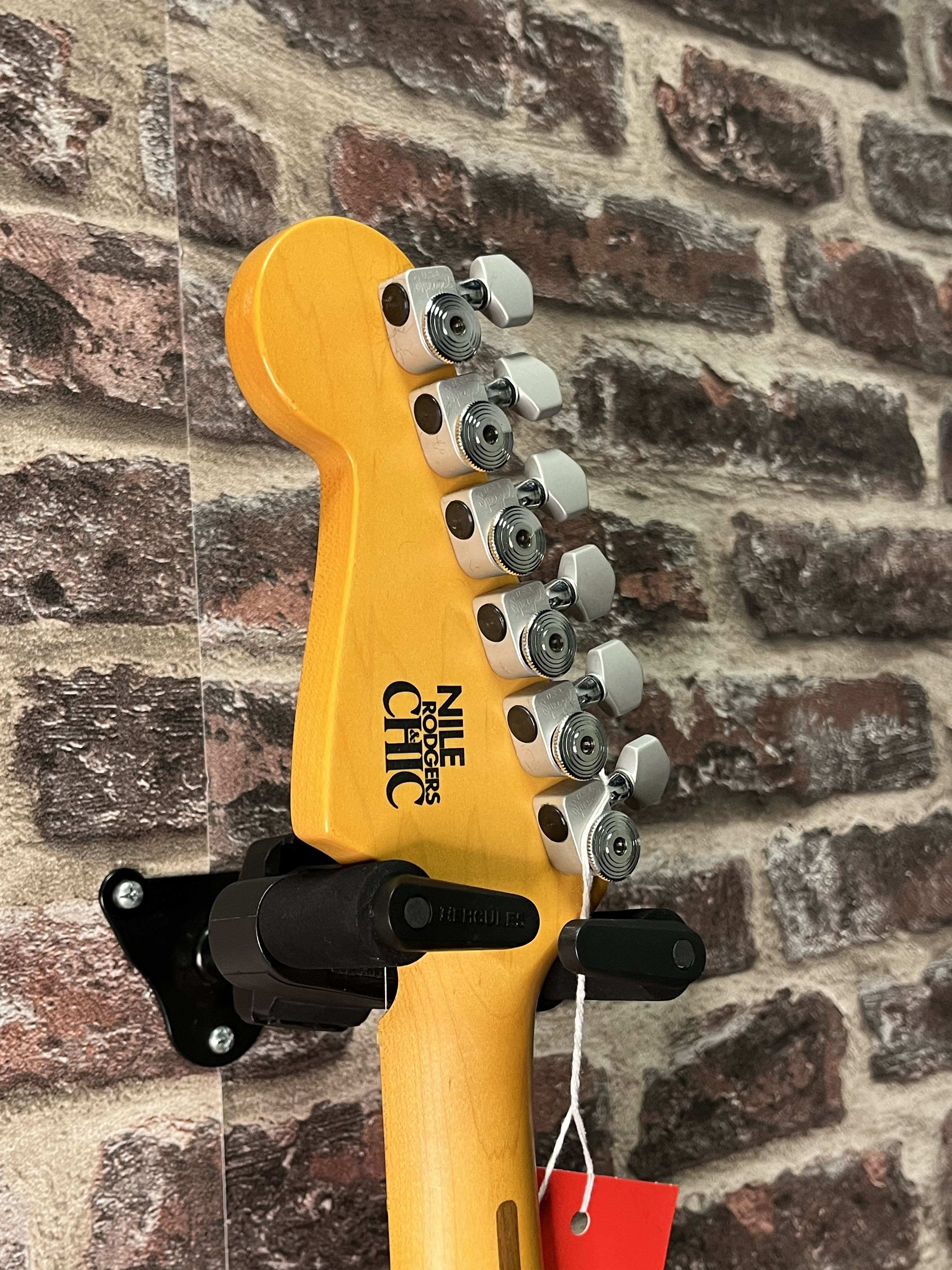 Fender Nile Rodgers Hitmaker Stratocaster (Olympic White)