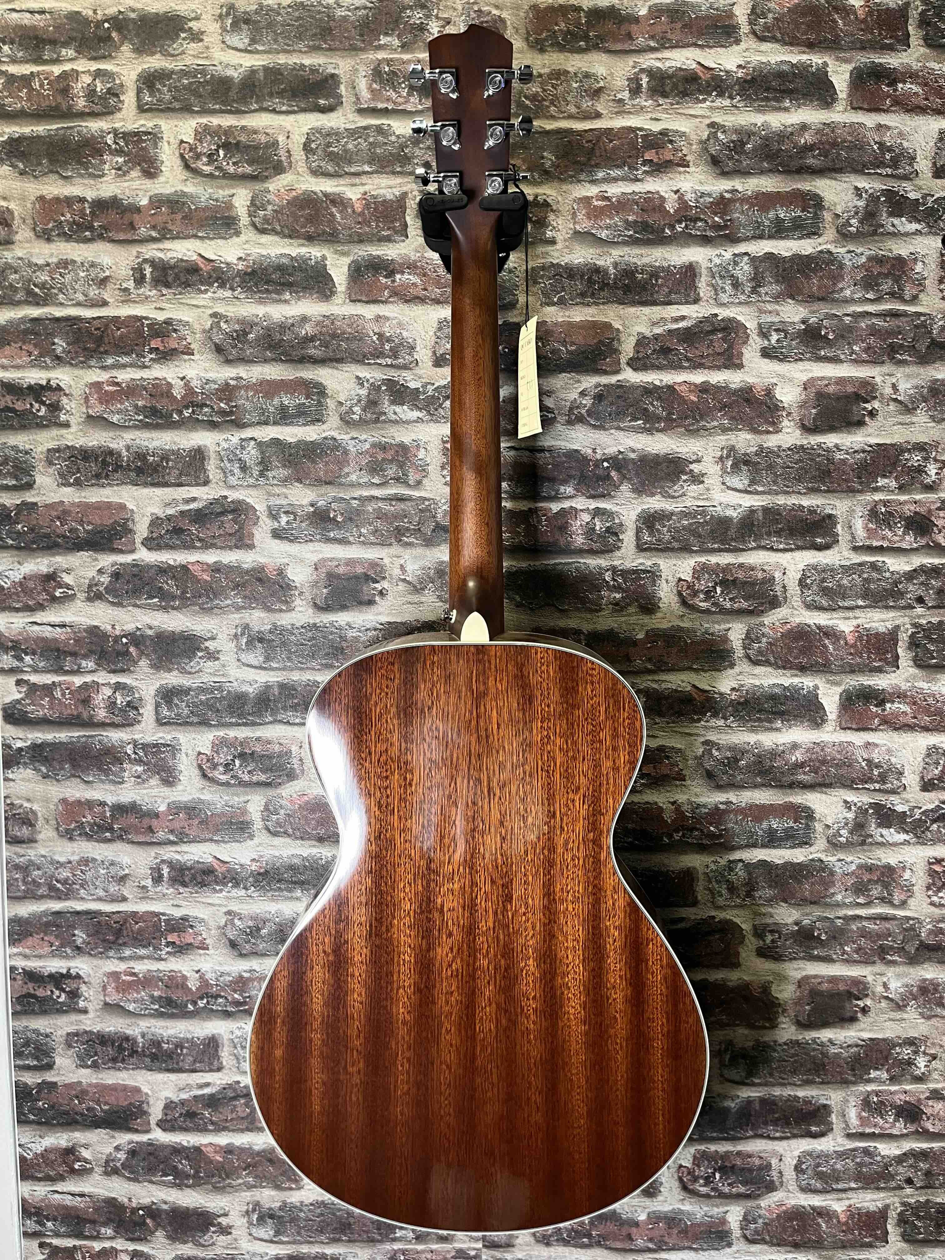 Breedlove Stage concerto