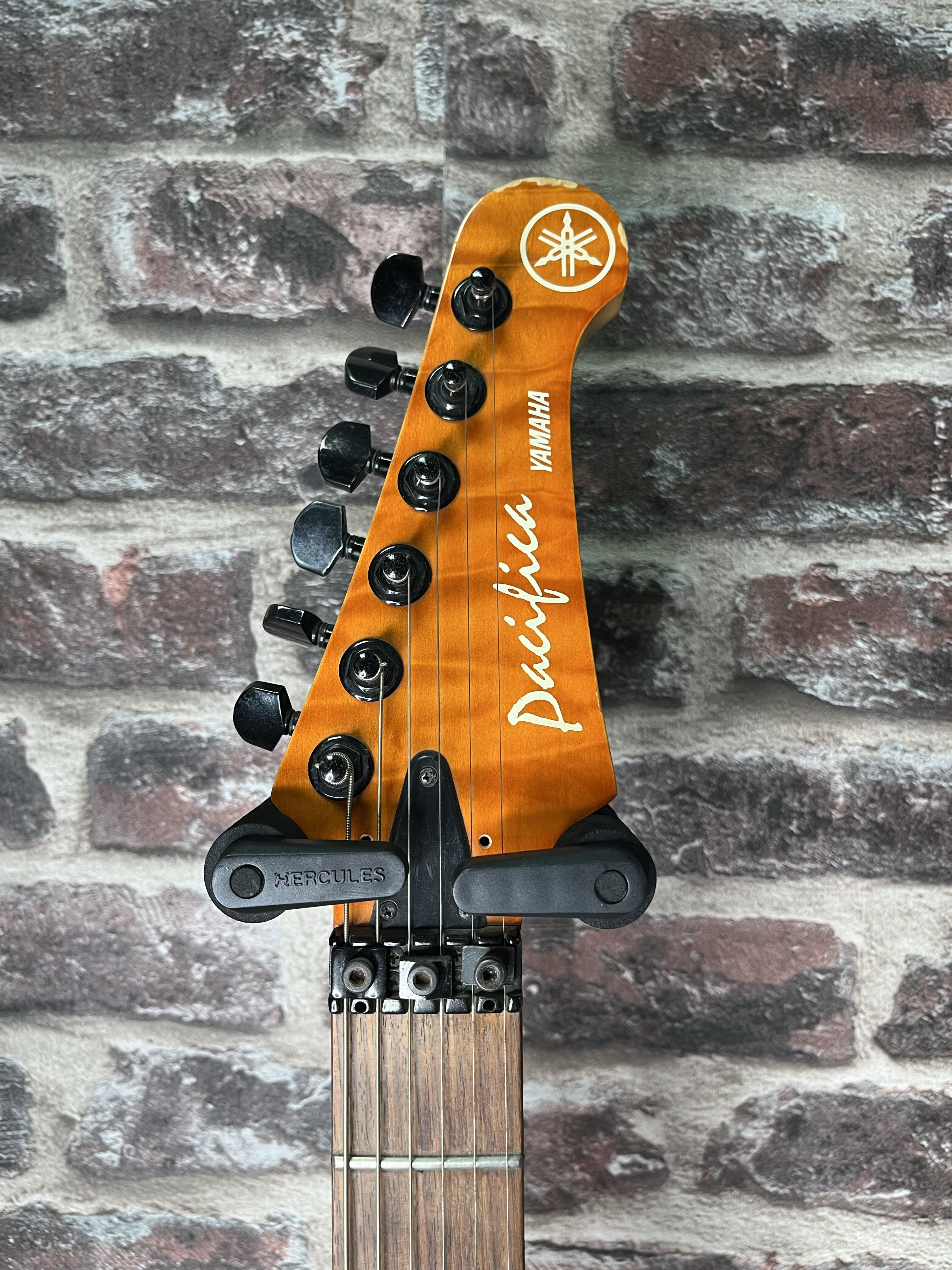 Yamaha PAC 821 DX Amber OCCASION