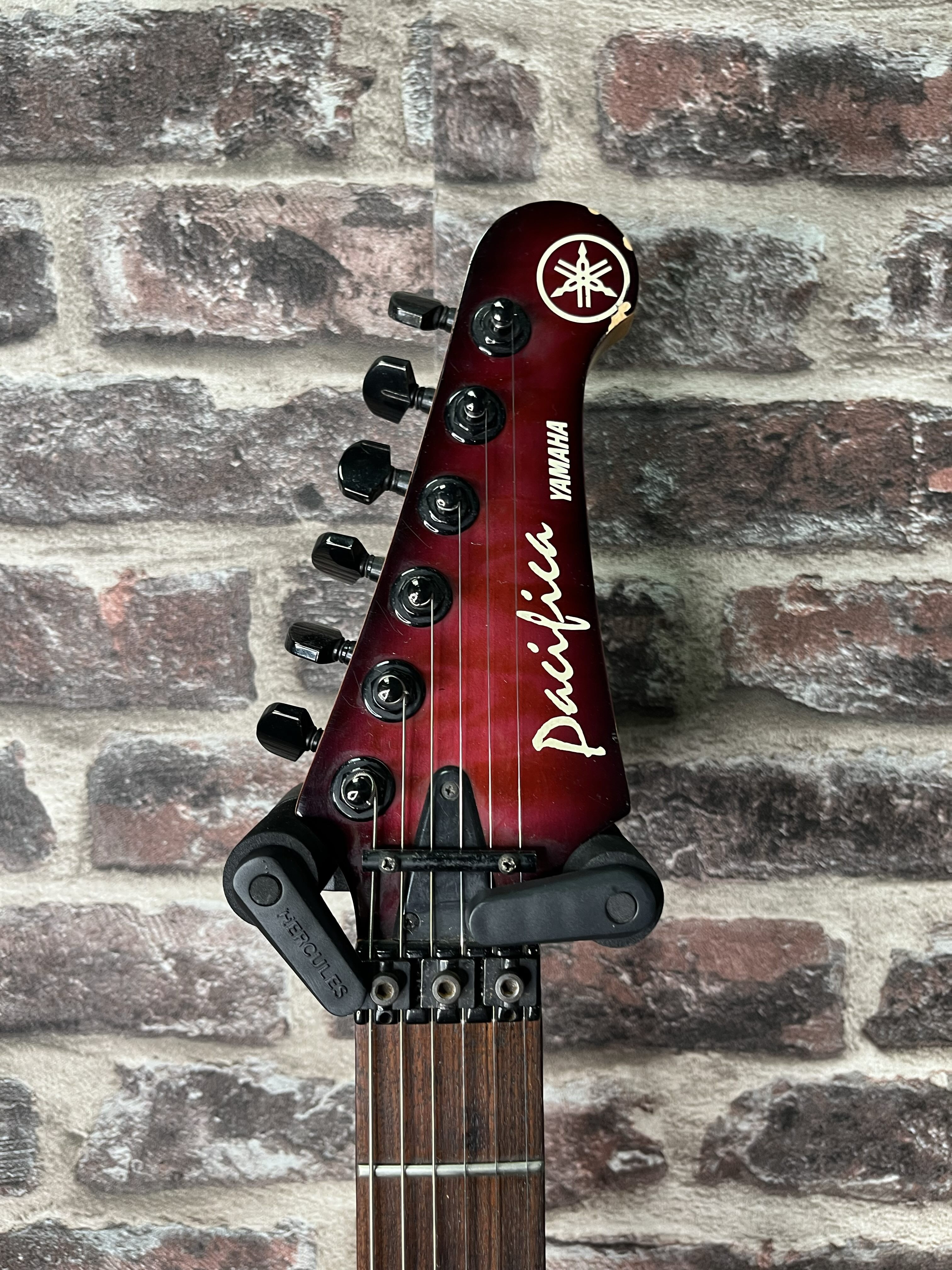 Yamaha PAC 821 DX Magenta Burst OCCASION