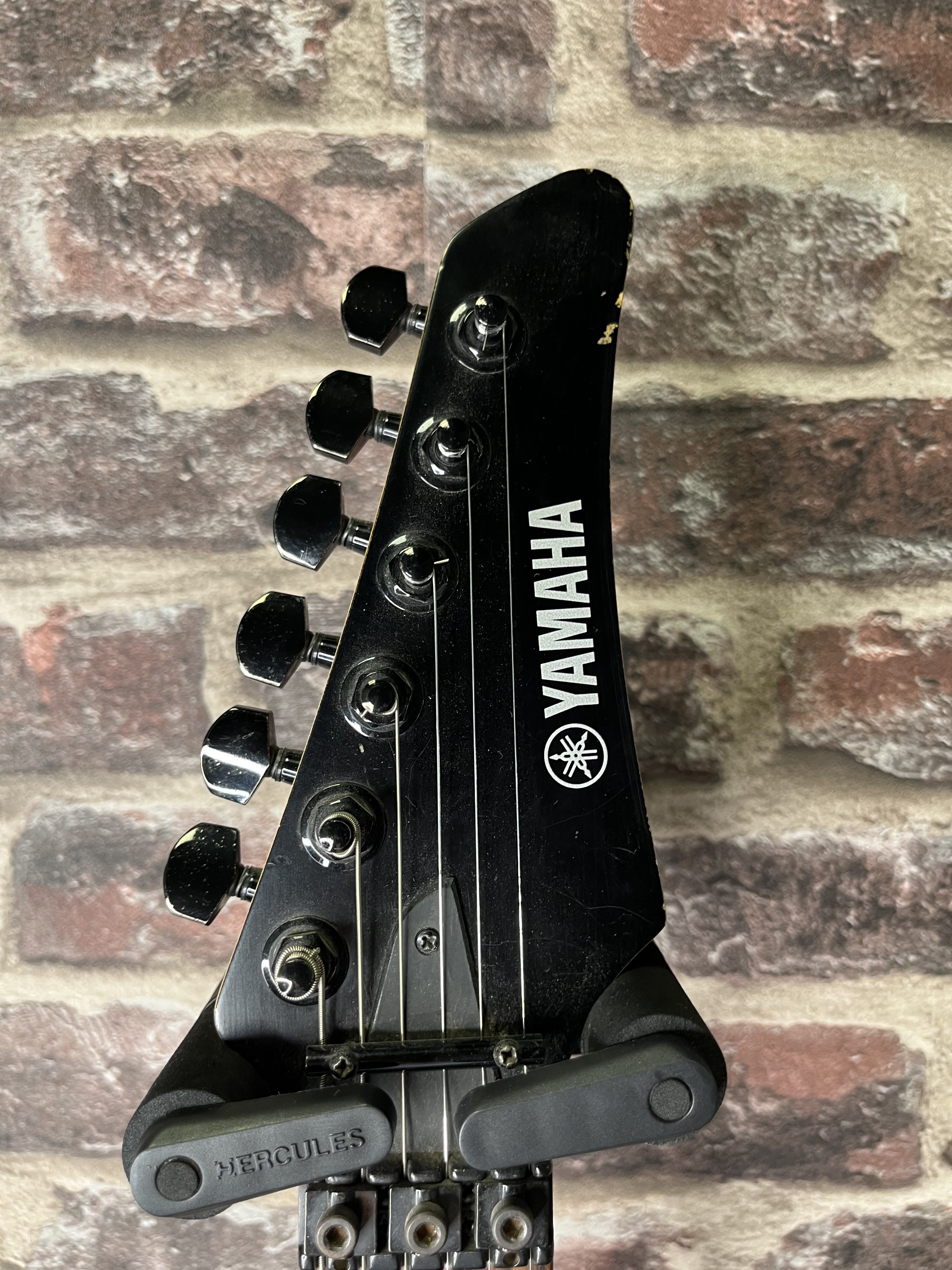 Yamaha RGX 220 Black OCCASION