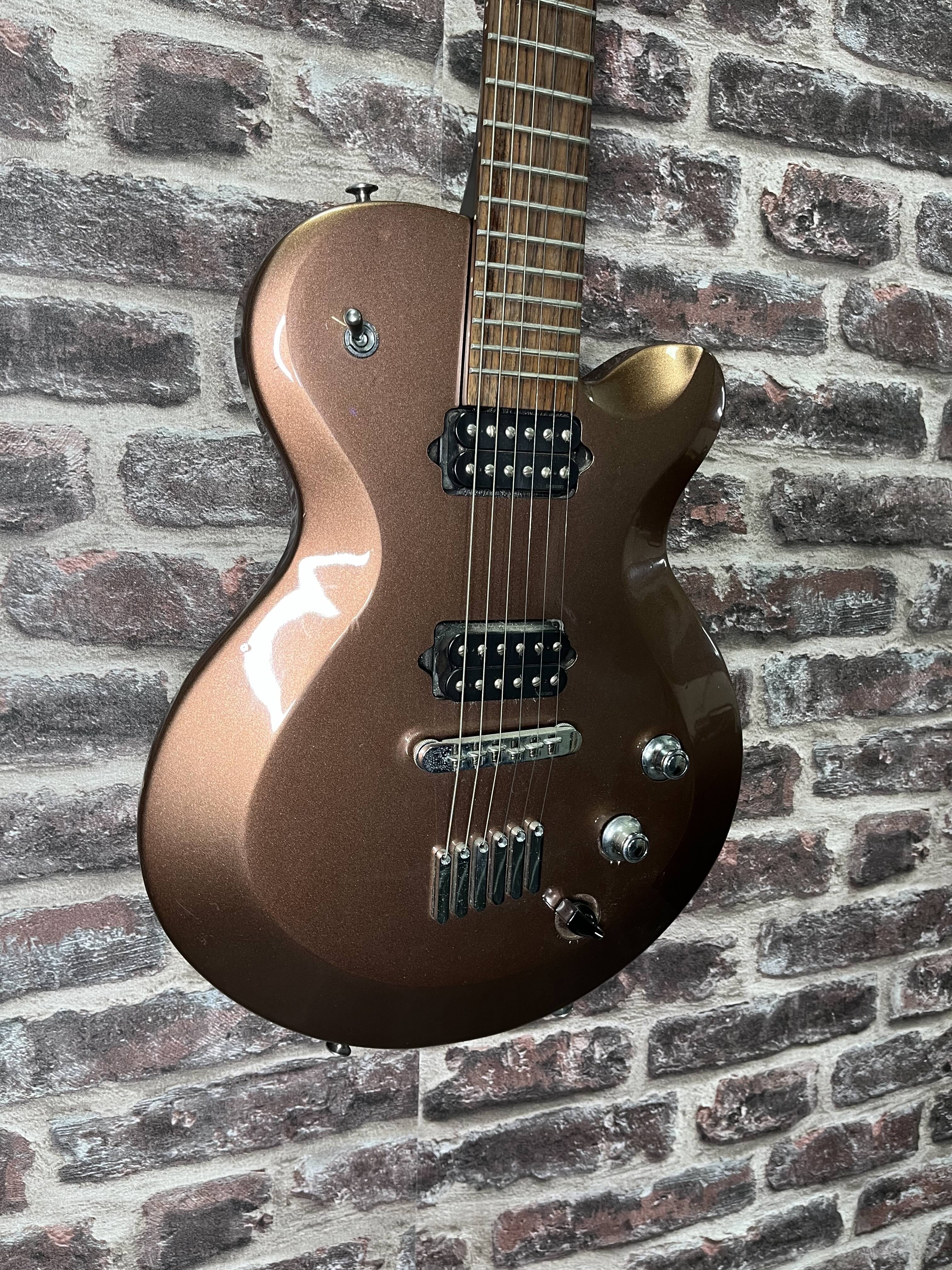 Yamaha AES‑820 Light Brown Metallic OCCASION