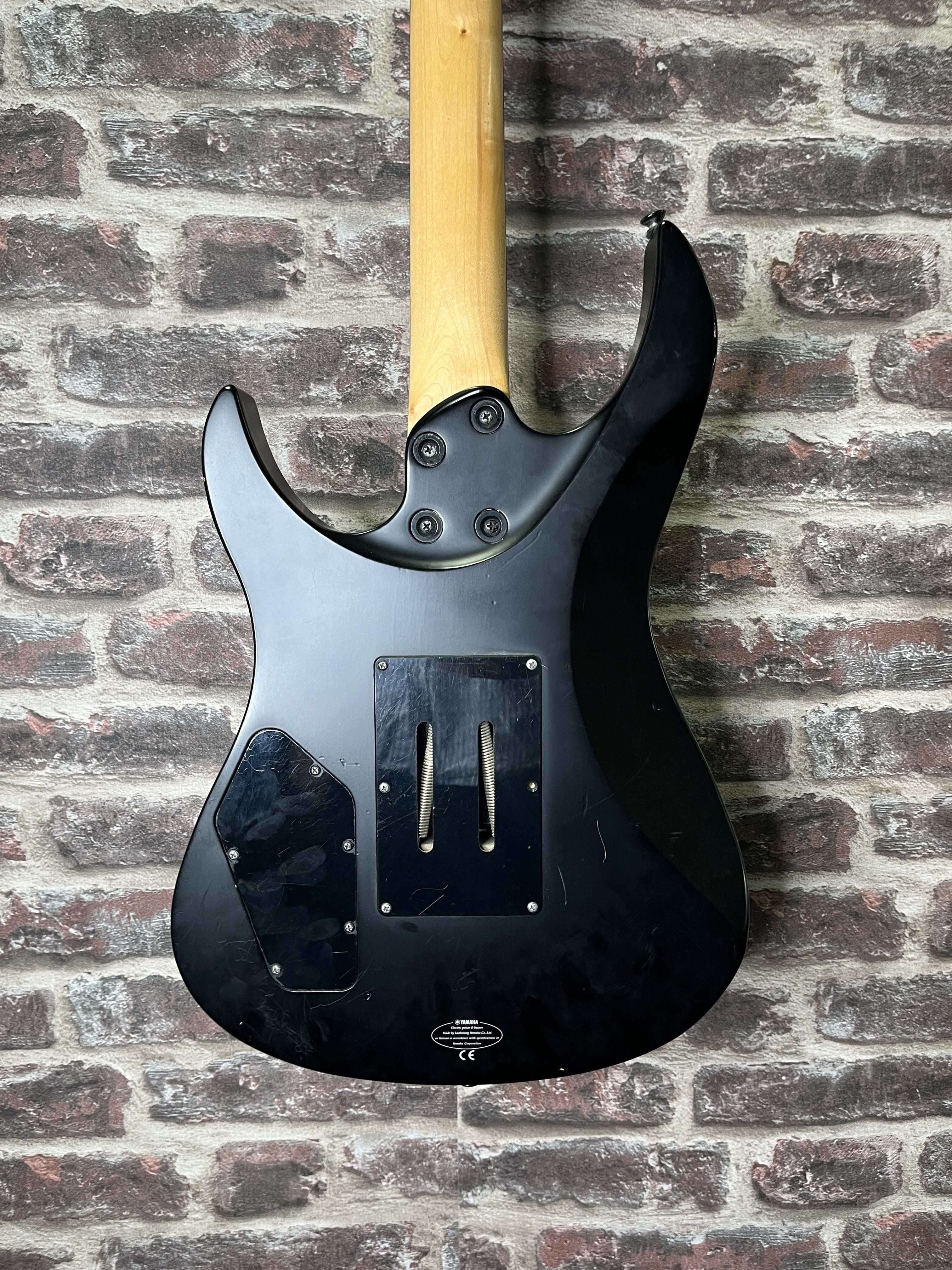 Yamaha RGX 220 Black OCCASION