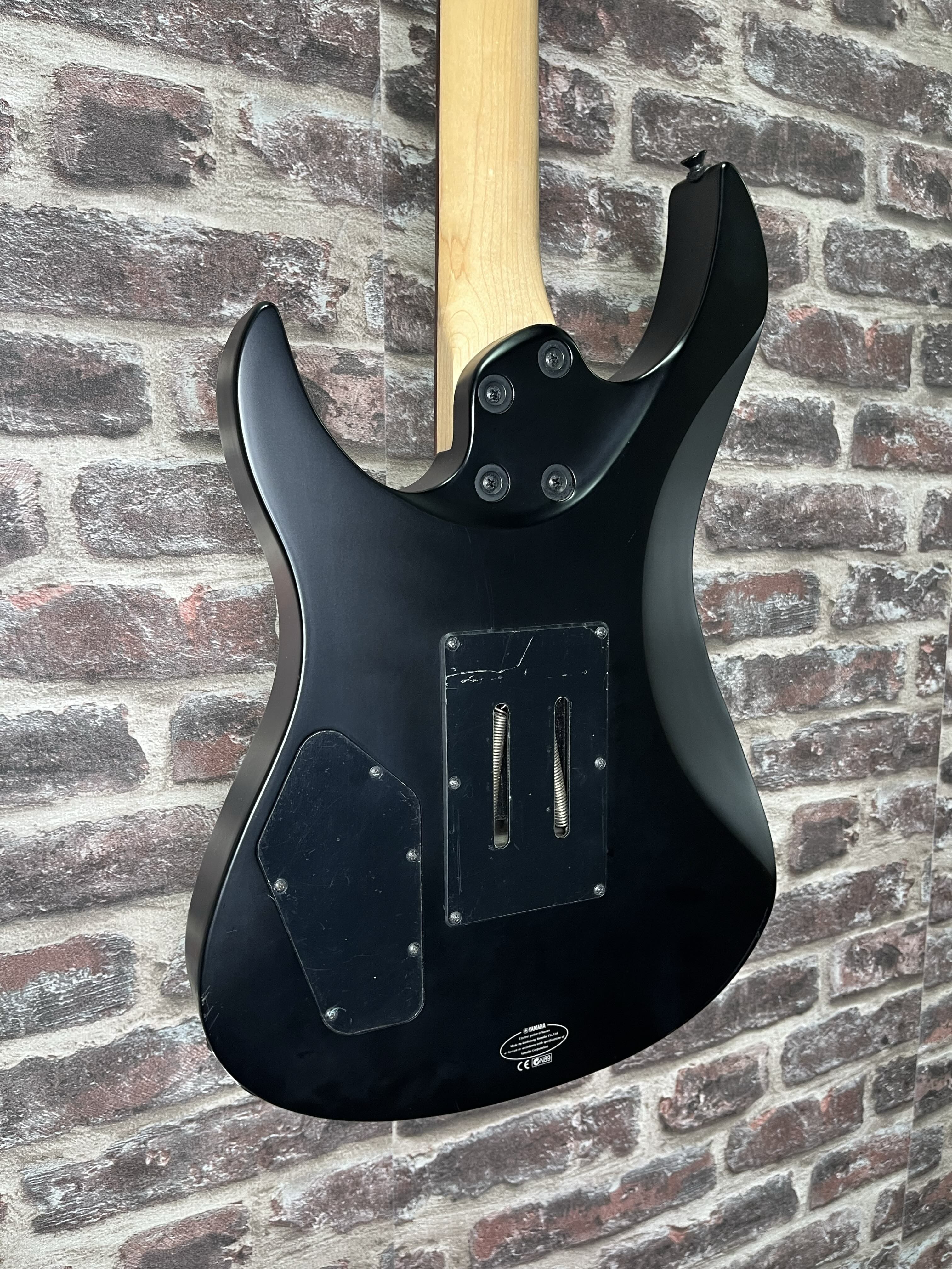 Yamaha RGX421 Black OCCASION