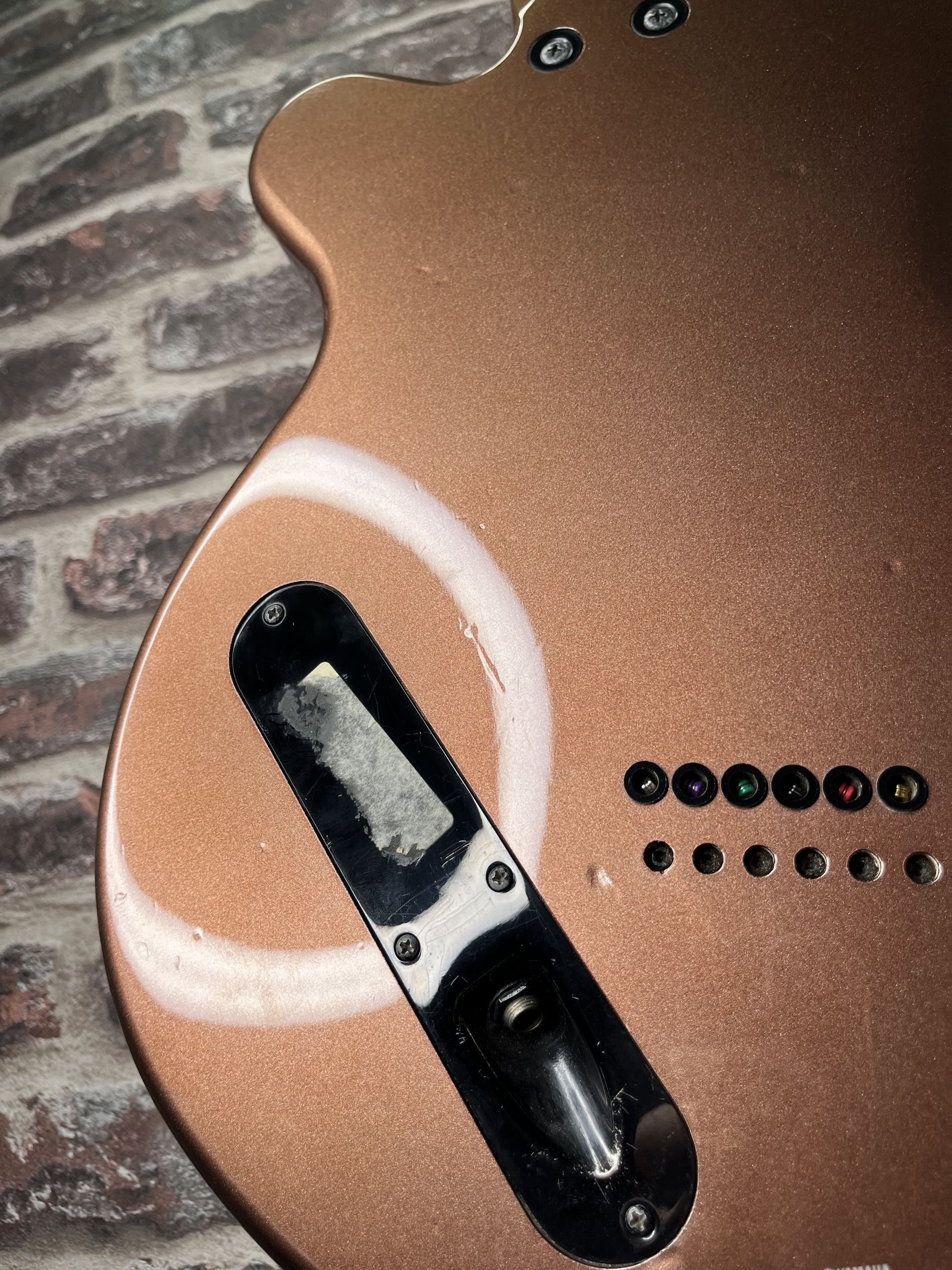 Yamaha AES‑820 Light Brown Metallic OCCASION