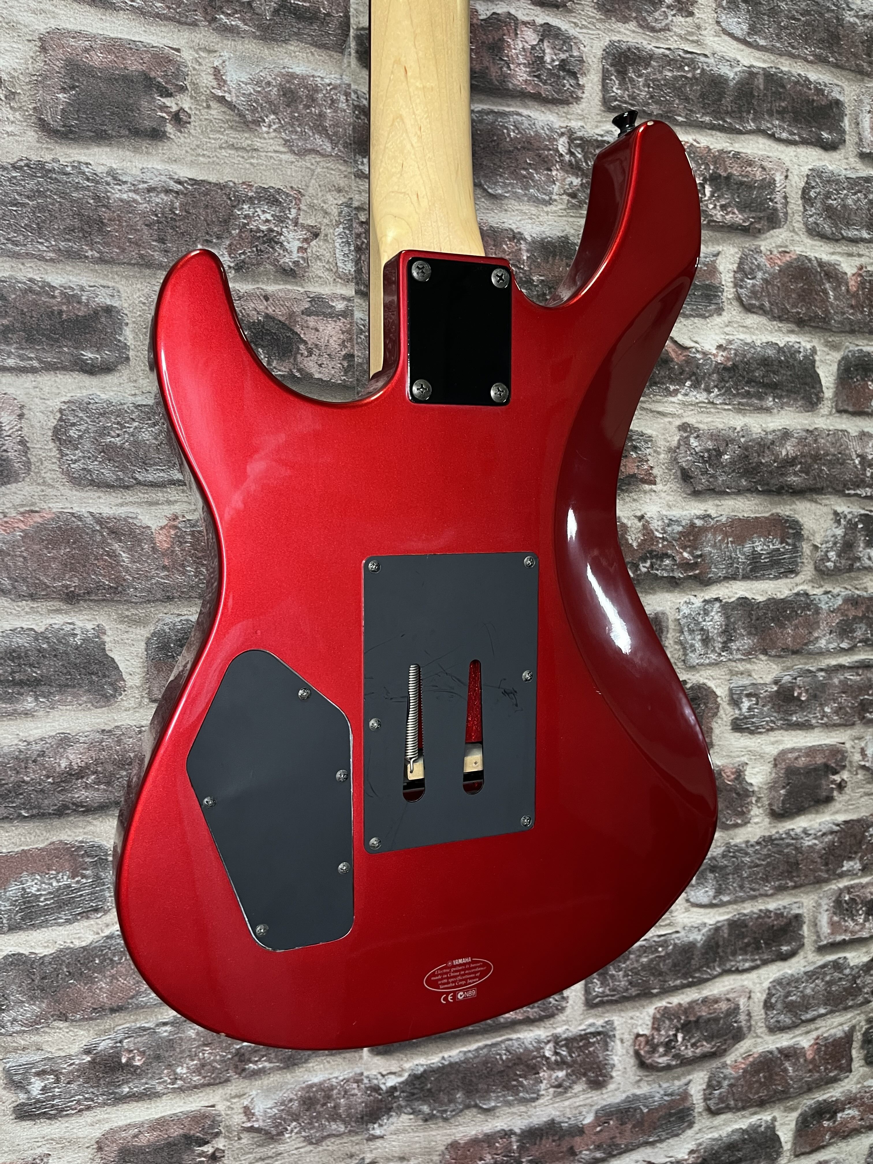 Yamaha RGX220D Metallic Red OCCASION