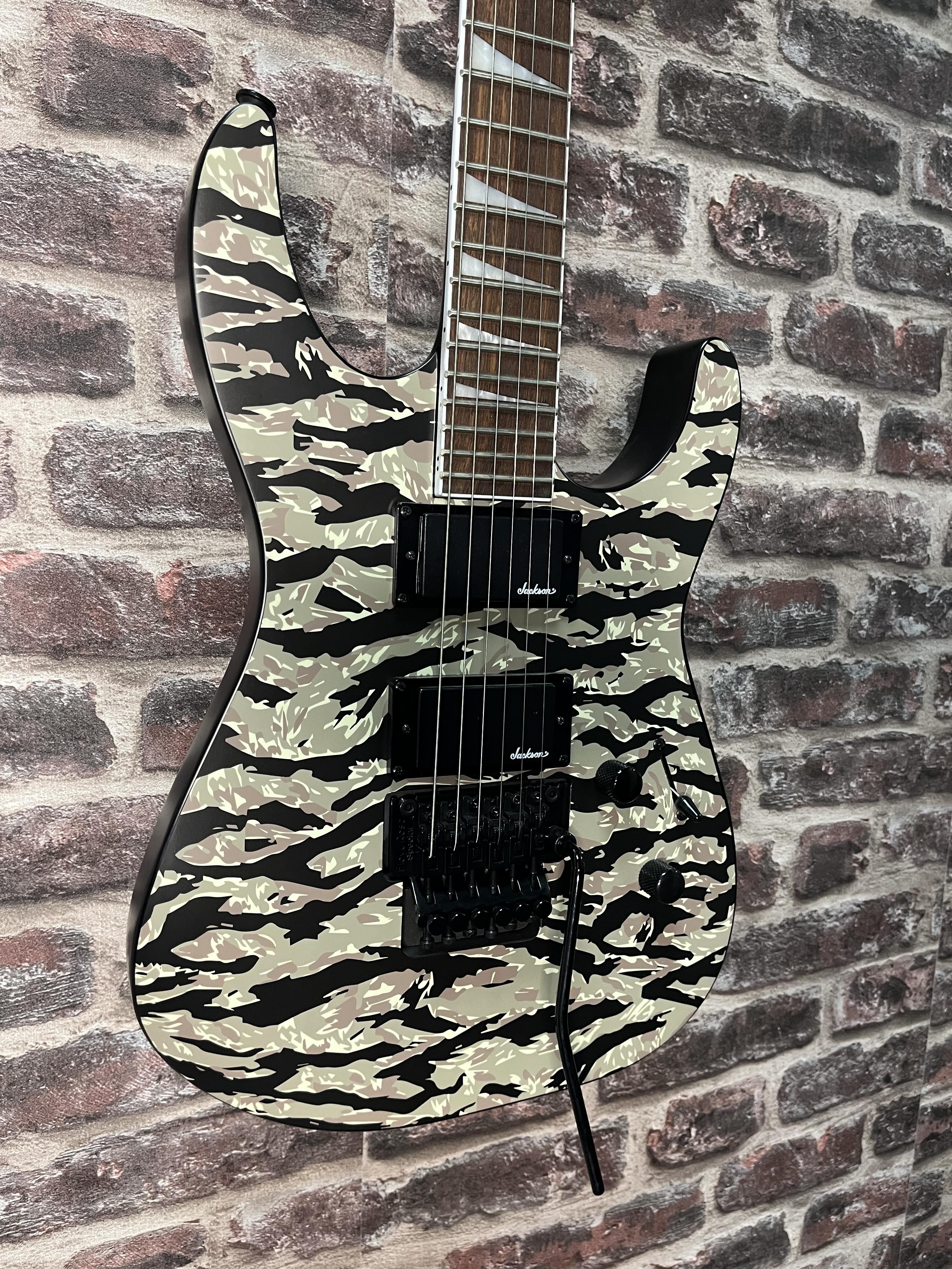 Jackson X Series Soloist SLX DX Tiger Jungle Camo