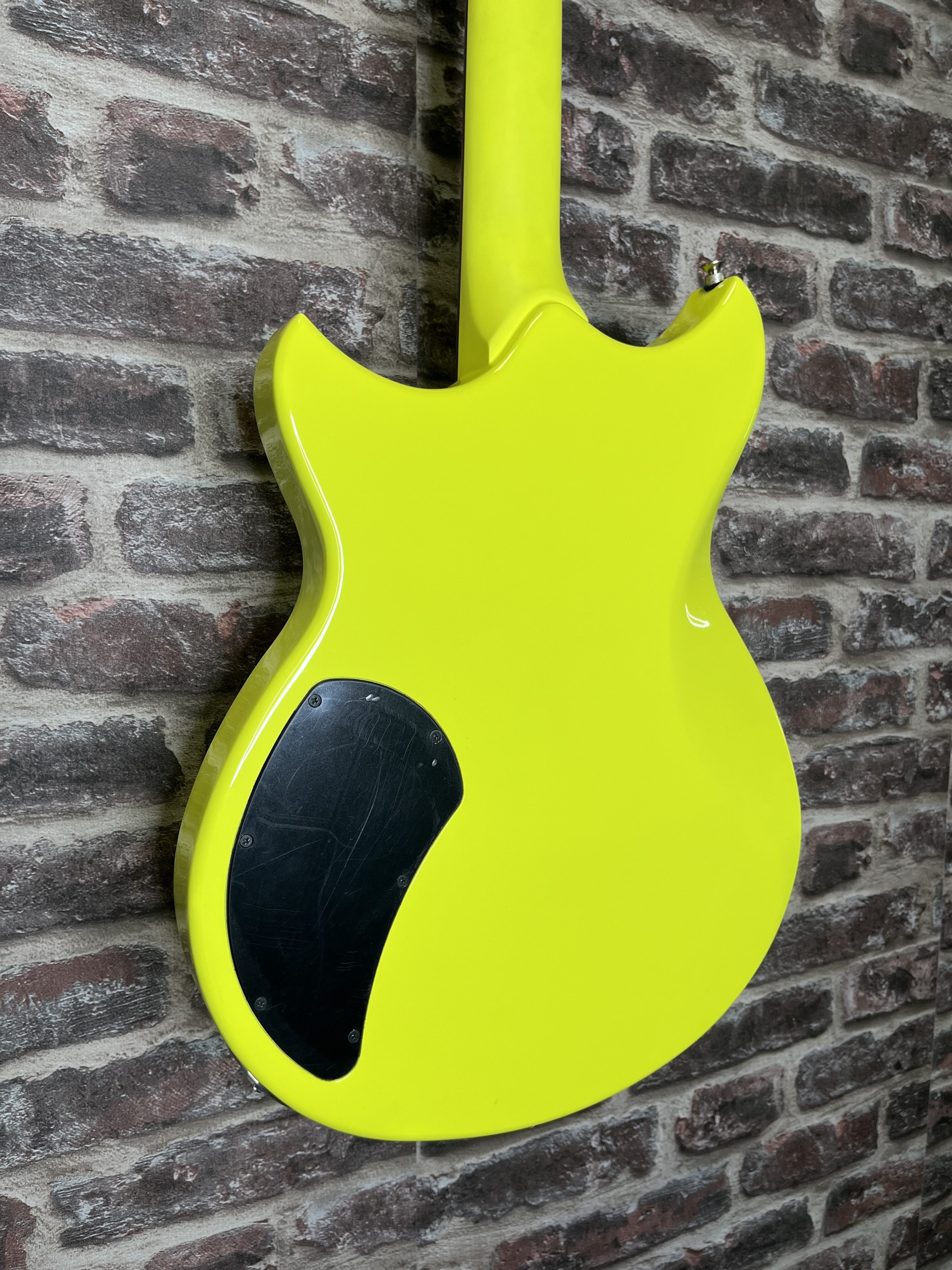 Yamaha RSE20 Revstar Element Neon Yellow