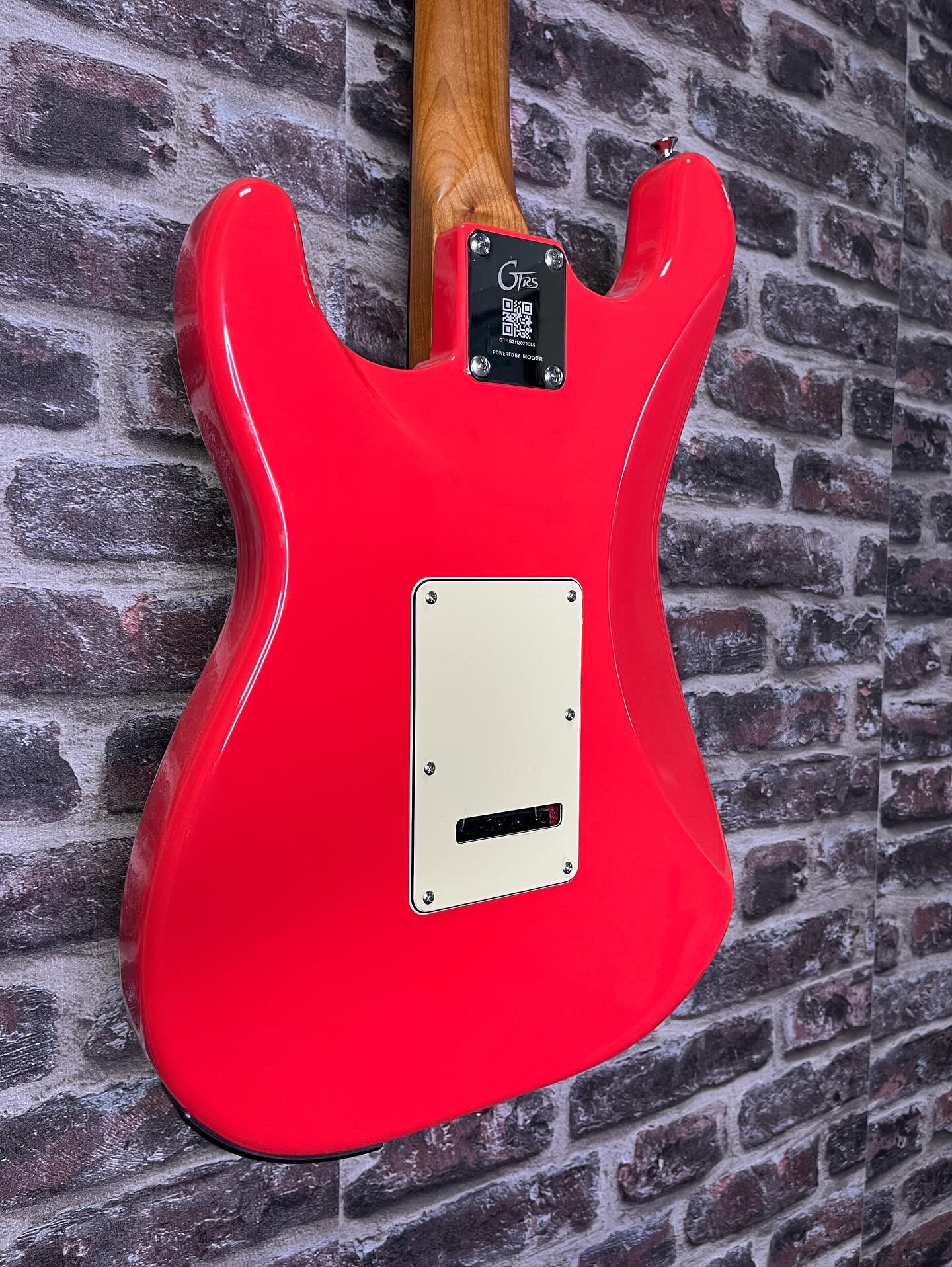 Mooer GTRS P800 Red