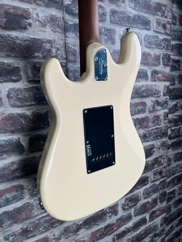 Sterling CT50 HSS Vintage Cream