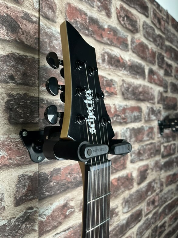 Schecter Sunset‑6 Triad Gloss Black