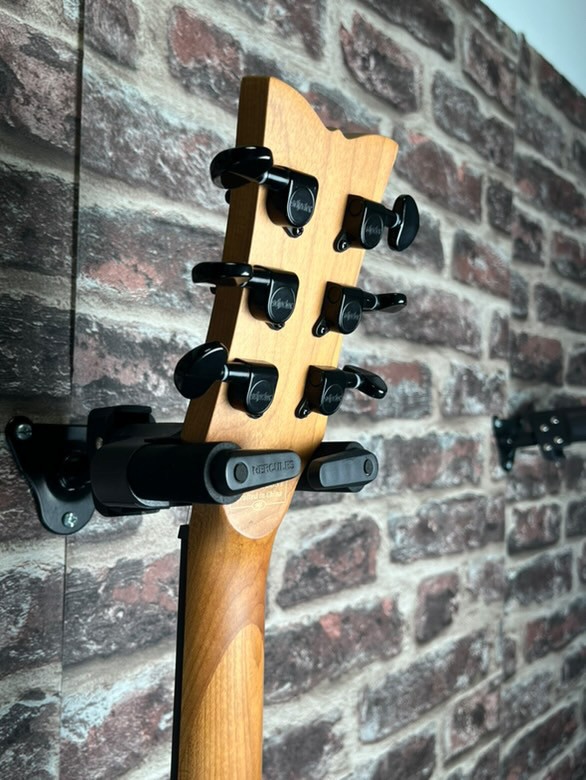 Schecter Solo‑II Standard Ocean Blue Burst