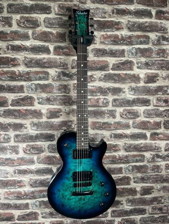 Schecter Solo‑II Standard Ocean Blue Burst