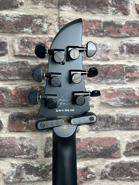 Schecter KM-6 MK III ex Baritone
