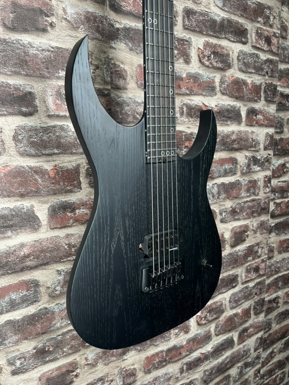 Schecter KM-6 MK III ex Baritone