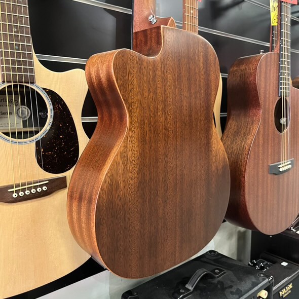 Martin 000CJR‑10E StreetMaster