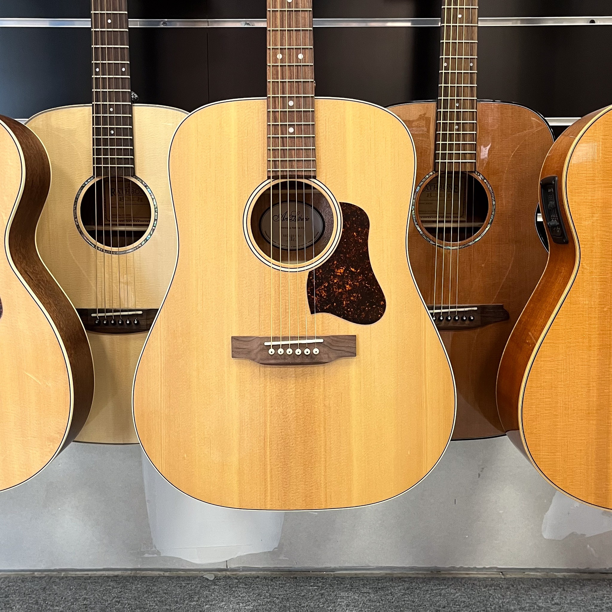 ART & LUTHERIE AMERICANA NAT EQ