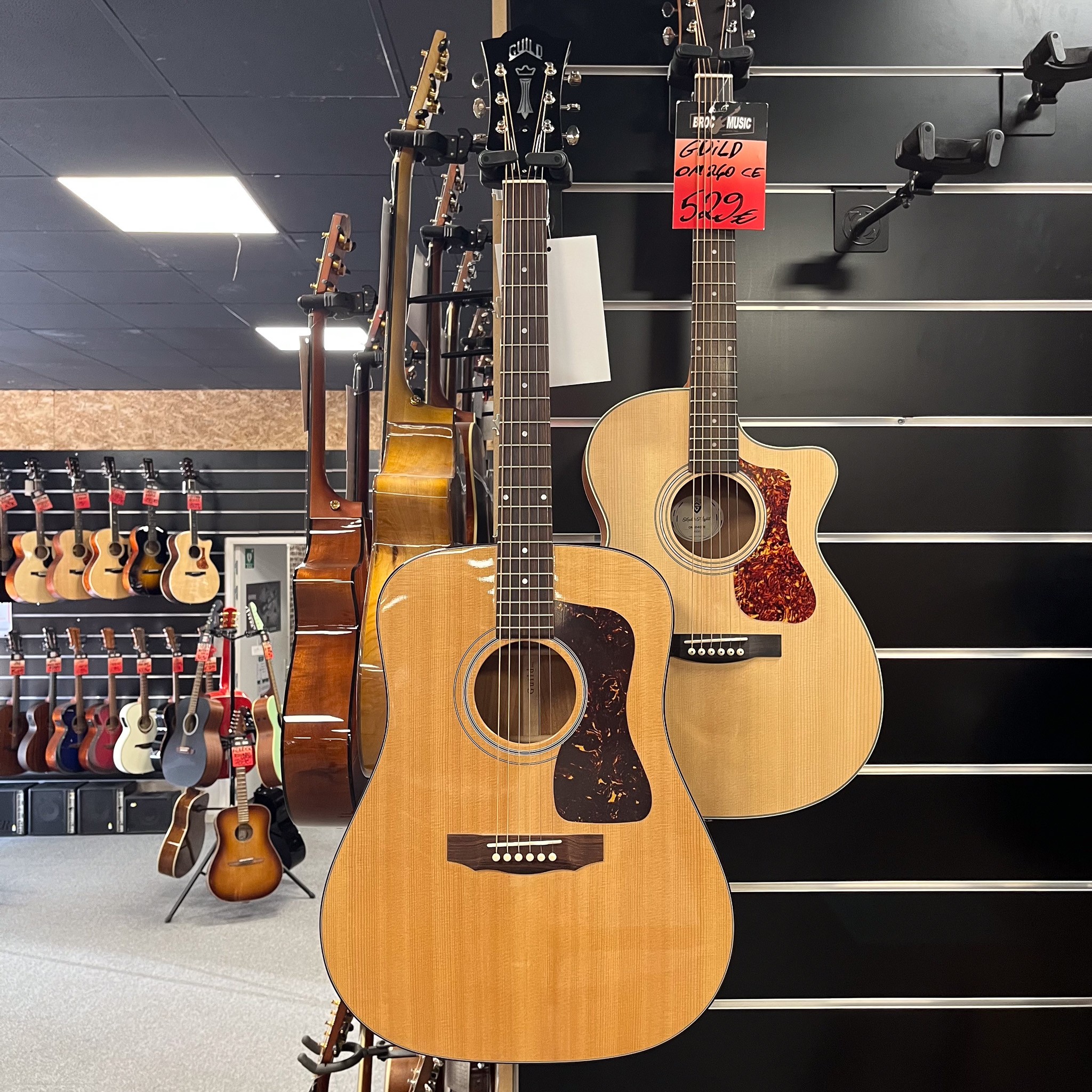 Guild D‑40 Traditional