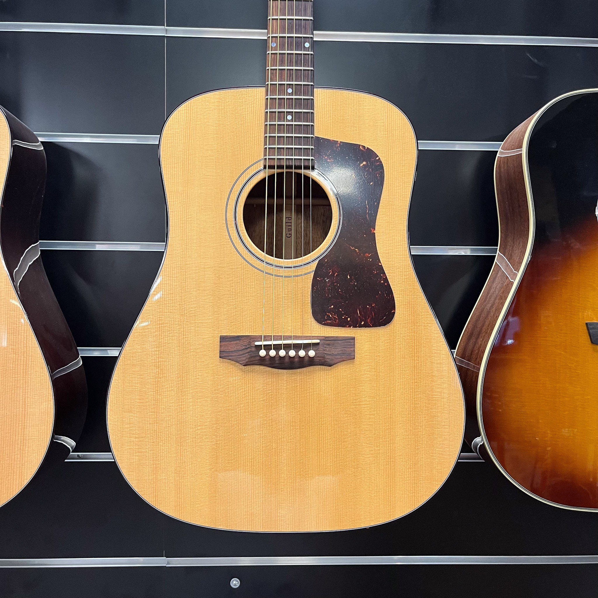 Guild D‑40 Traditional