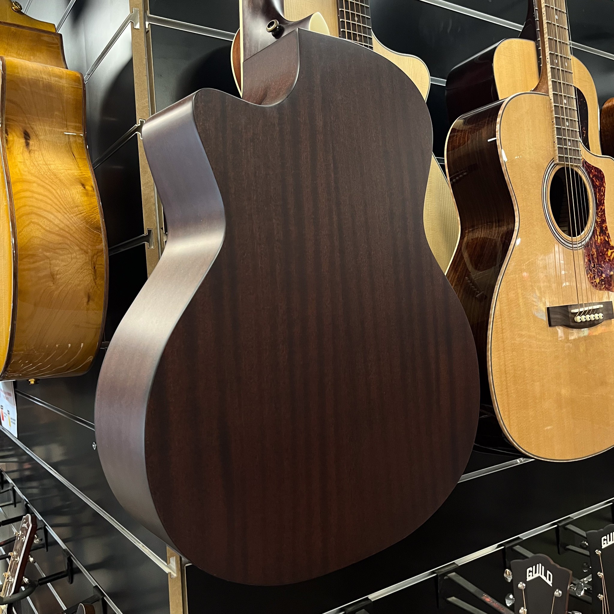 D’Angelico Premier Gramercy Aged Burst