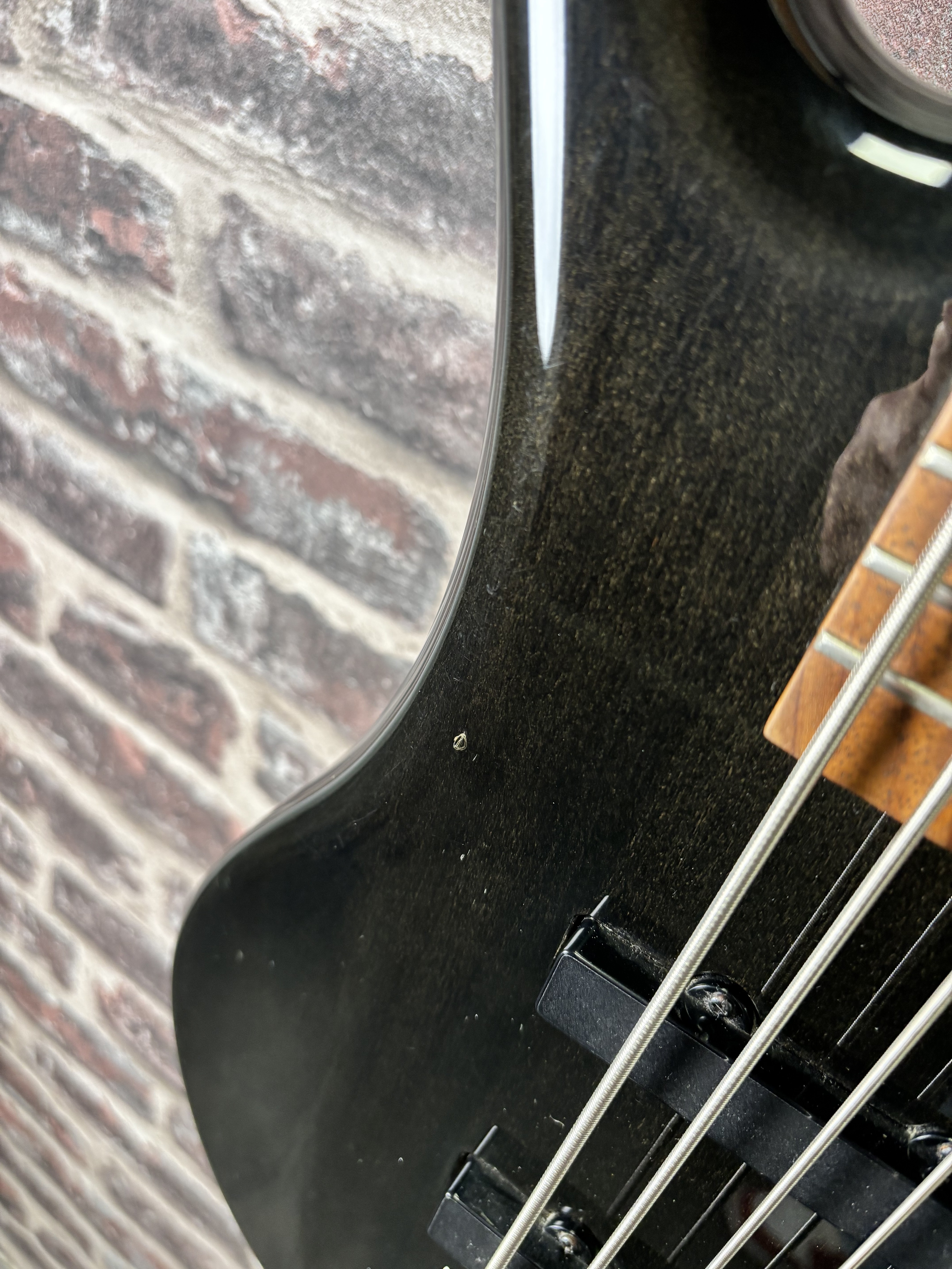 Warwick Rockbass Corvette V Black OCCASION