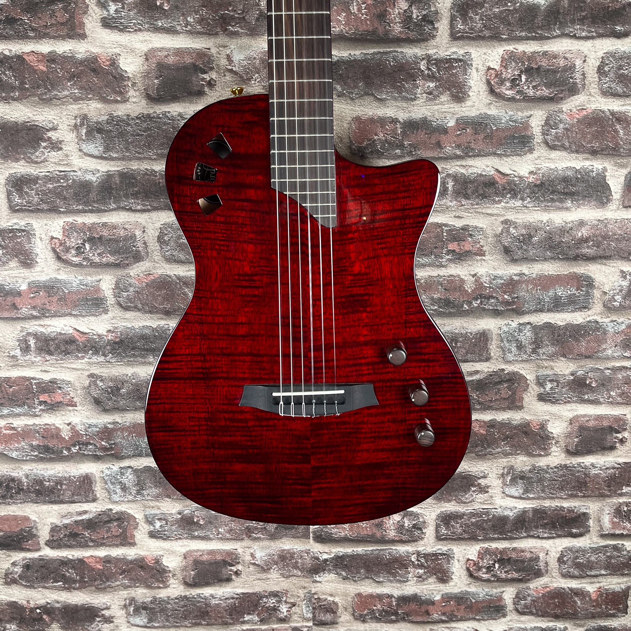 Cordoba Stage Limited Garnet