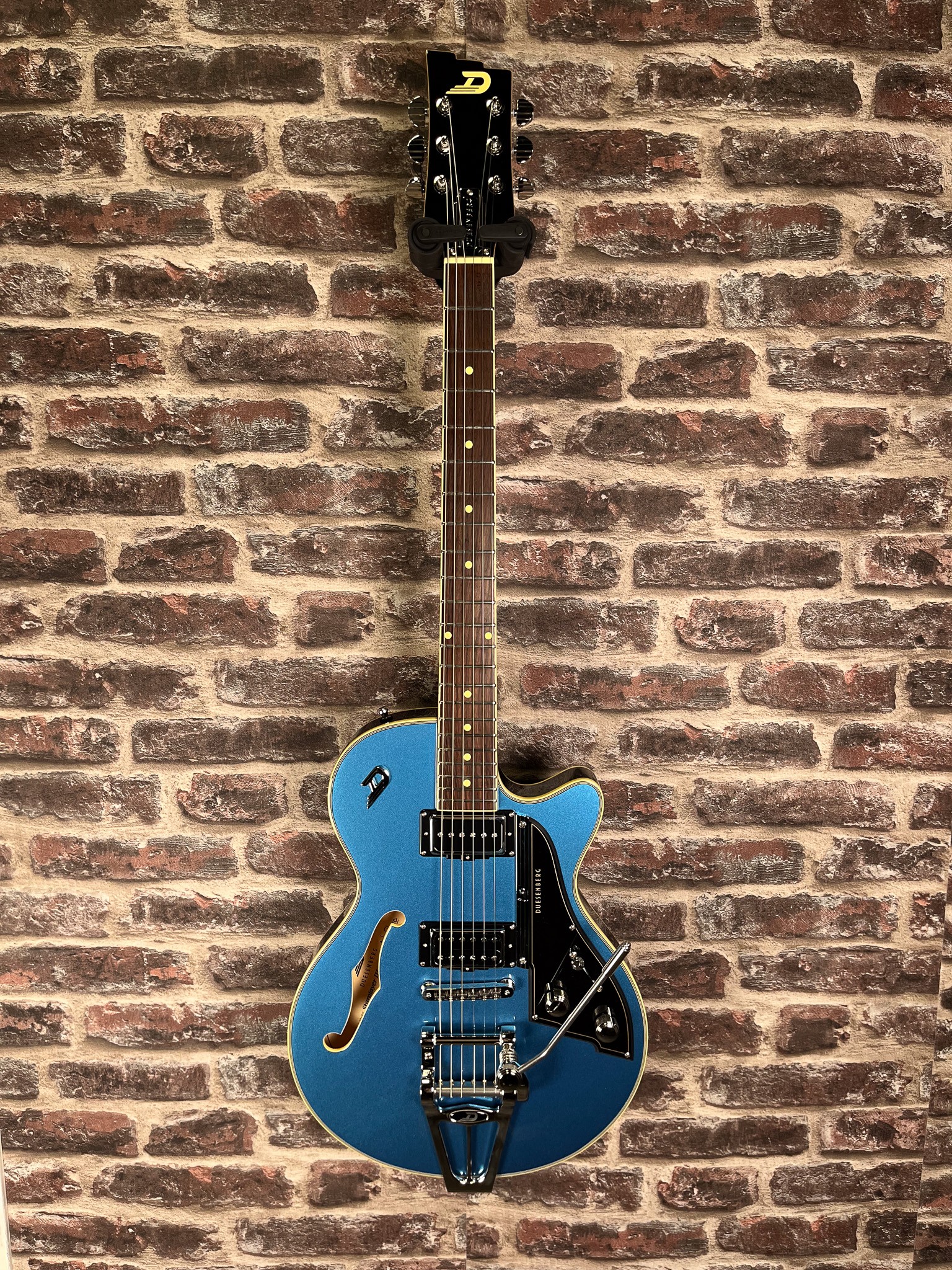 Duesenberg Starplayer III Catalina Blue