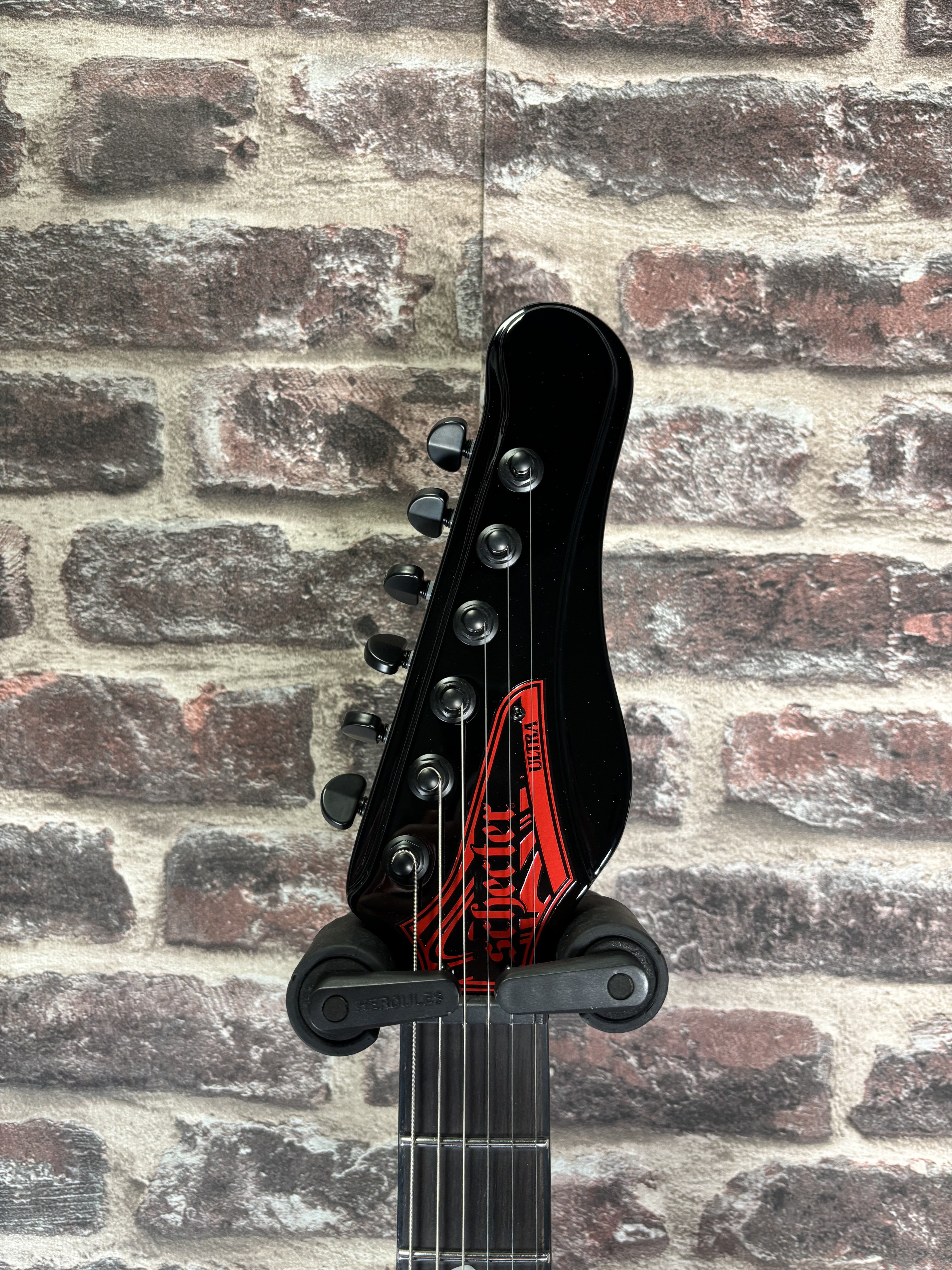 Schecter Ultra Przym Mercury Rose finition Gloss Black