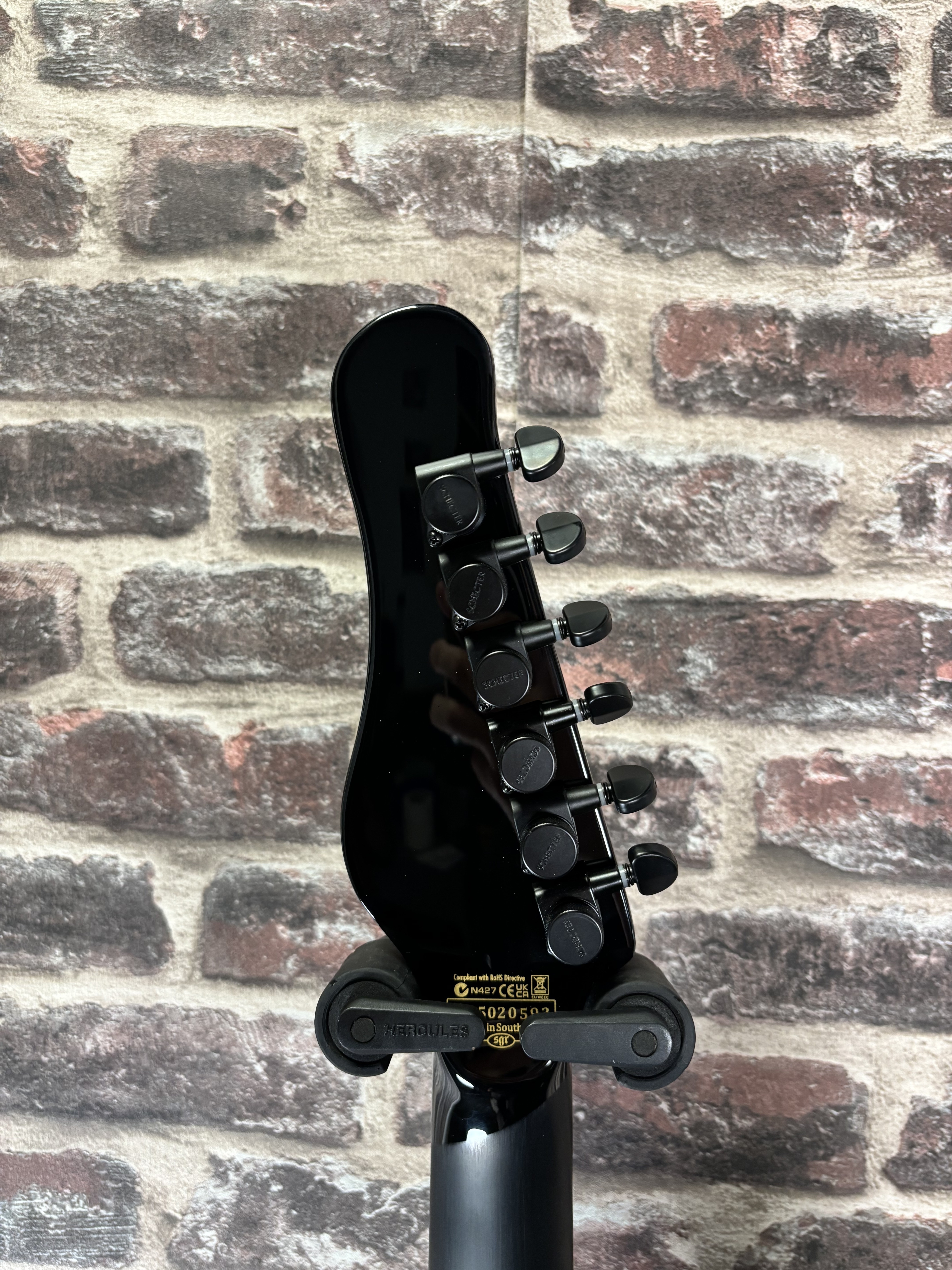 Schecter Ultra Przym Mercury Rose finition Gloss Black