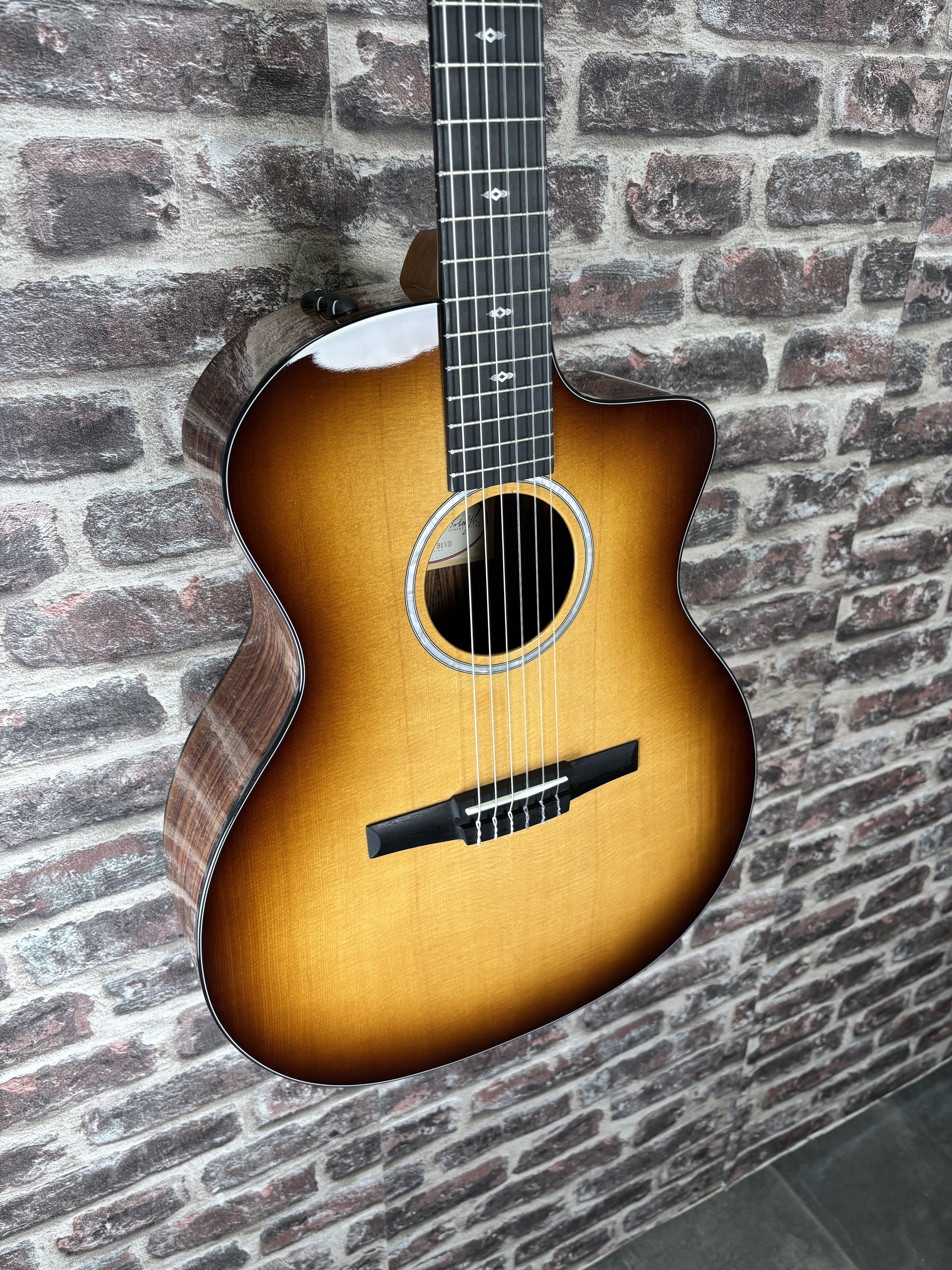 Taylor Sunset Blvd 214ce‑N Plus