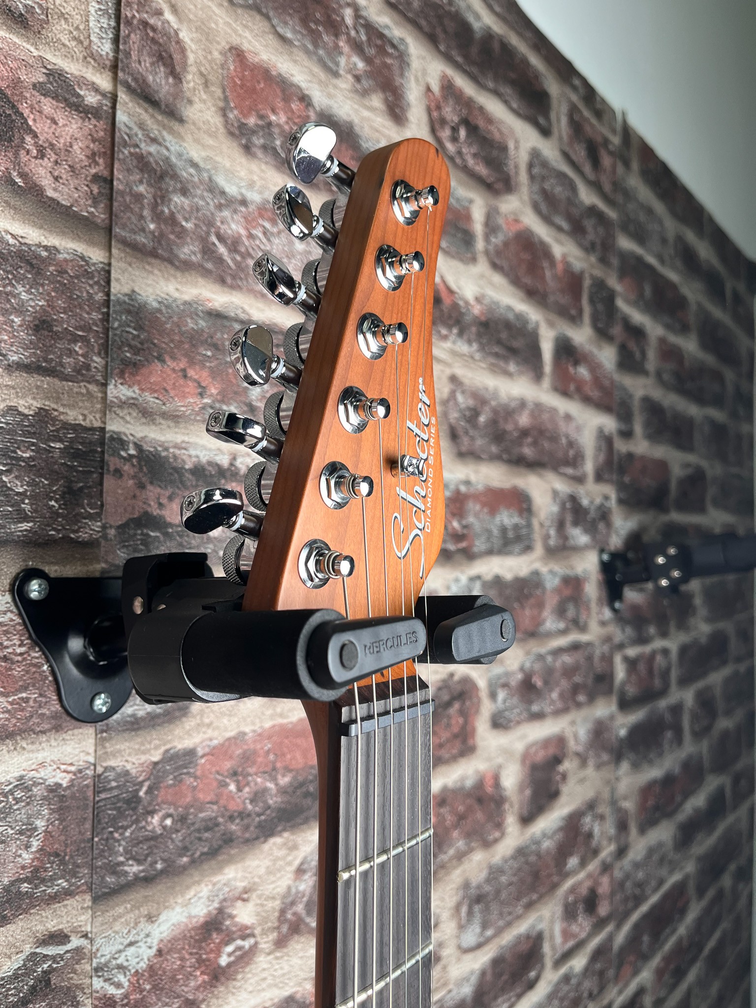 Schecter Nick Johnston Traditional SSS Atomic Frost