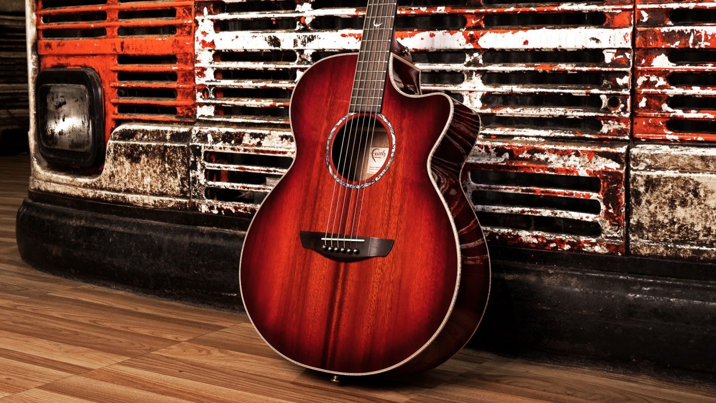 Faith Blood Moon Venus Cutaway Electro STOCK B