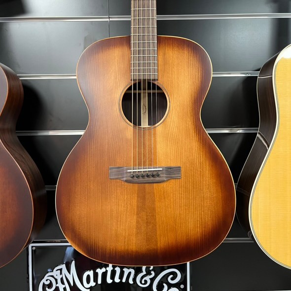 Martin 000‑16 StreetMaster