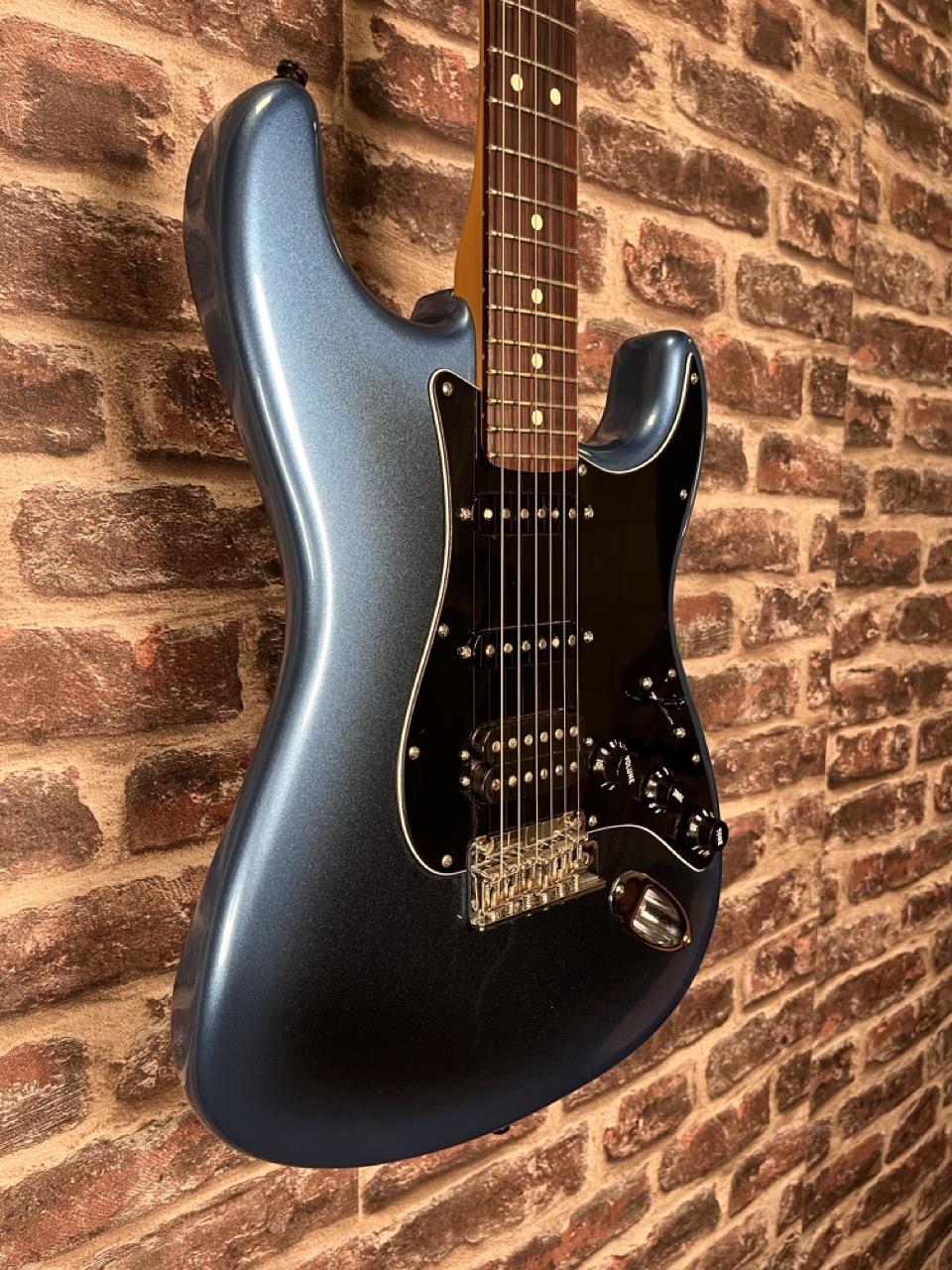 Fender Strat AM Pro II Dark Night OCCASION