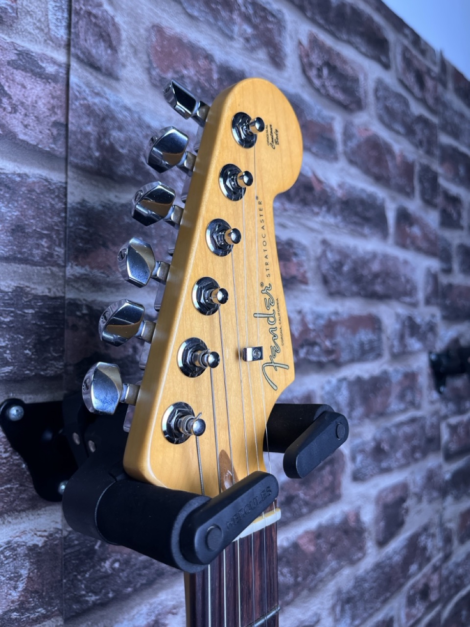 Fender Strat AM Pro II Dark Night OCCASION