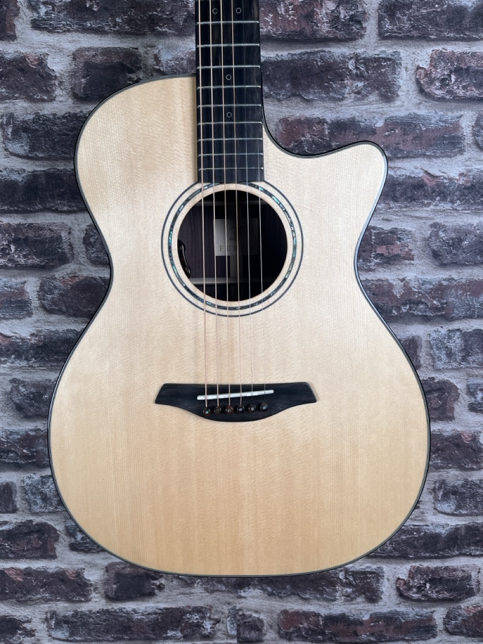 Furch Yellow OMc‑SR LR Baggs EAS‑VTC