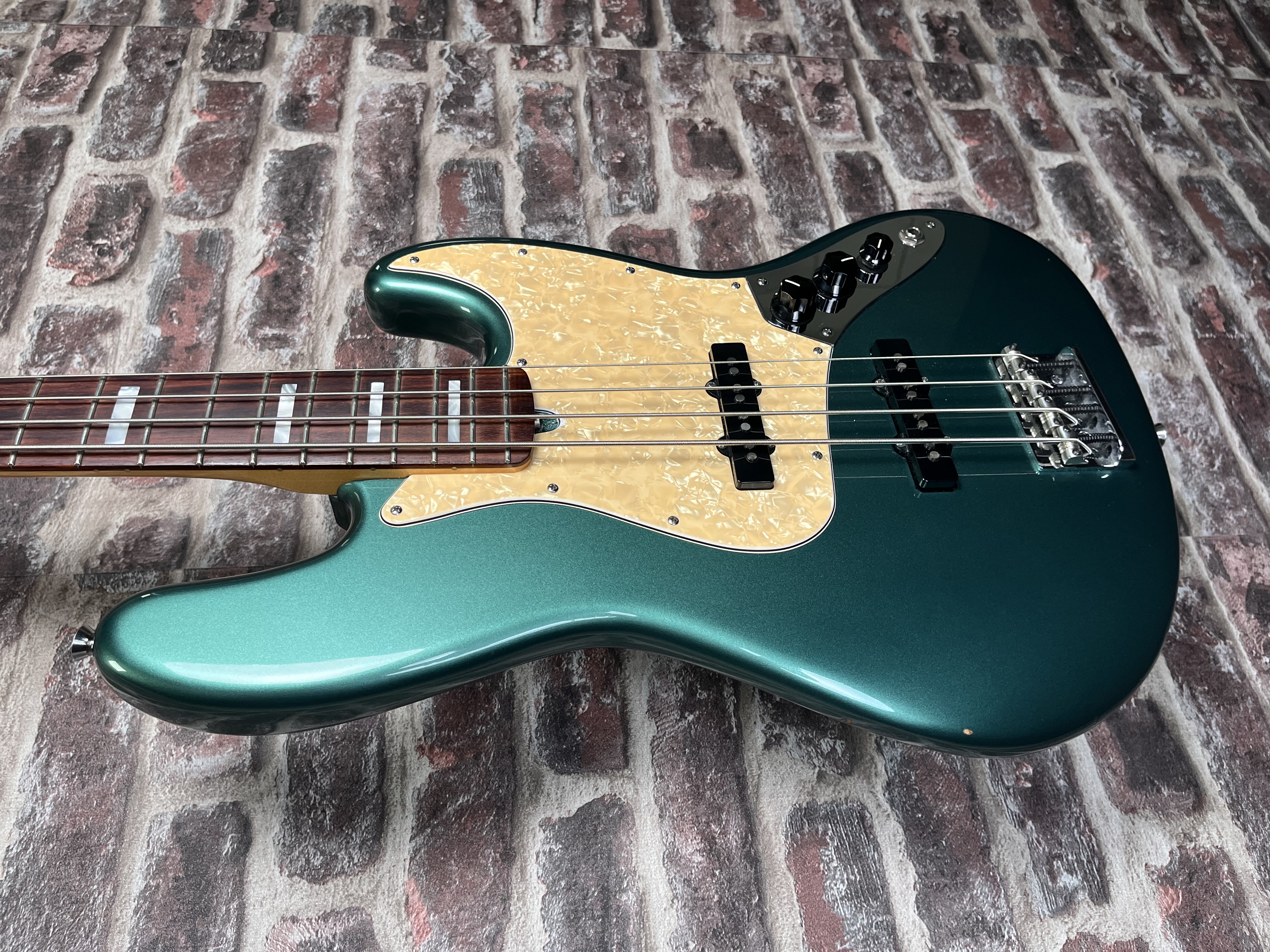 Fender Adam Clayton Jazz Bass OCCASION