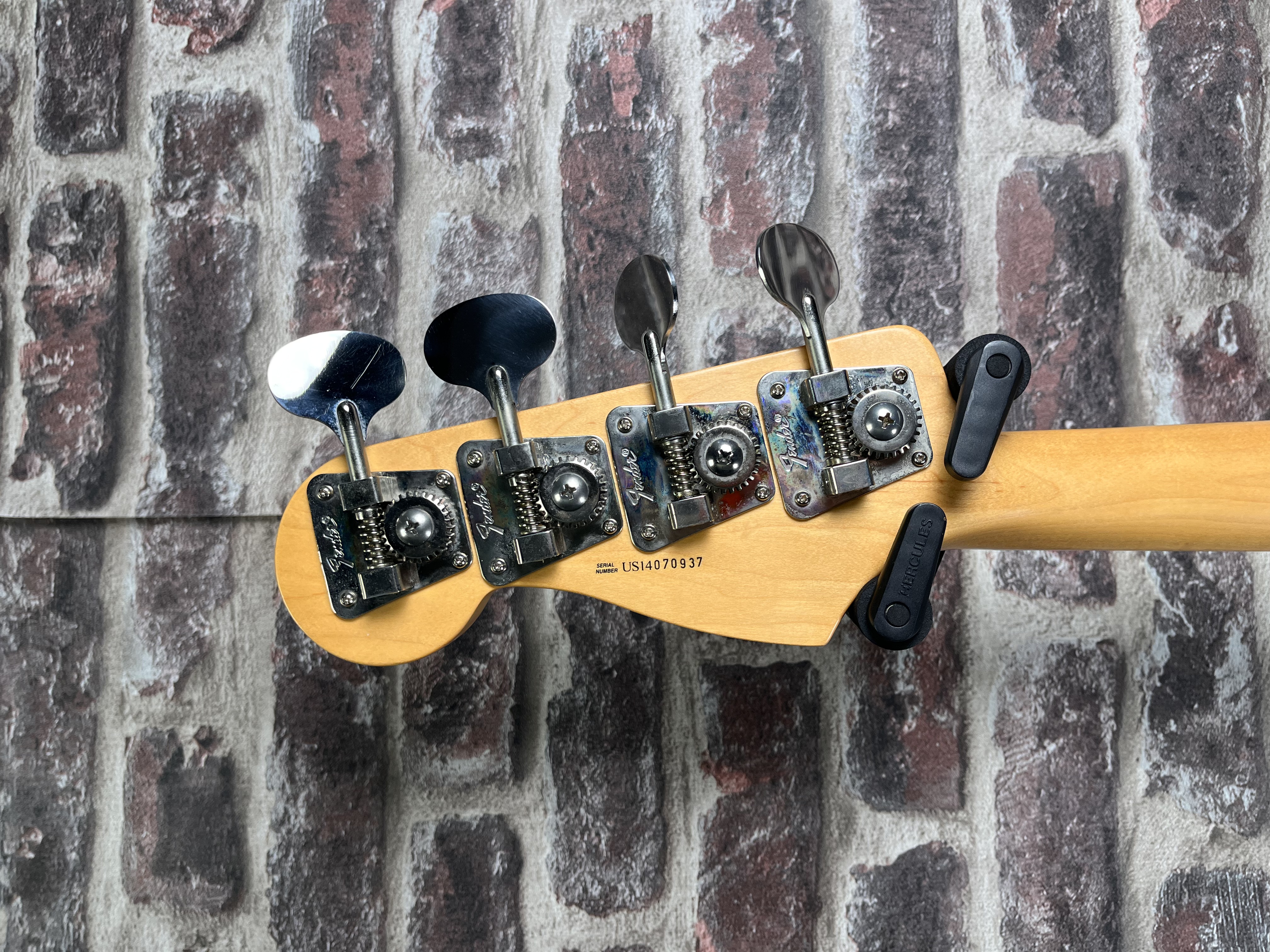 Fender Adam Clayton Jazz Bass OCCASION