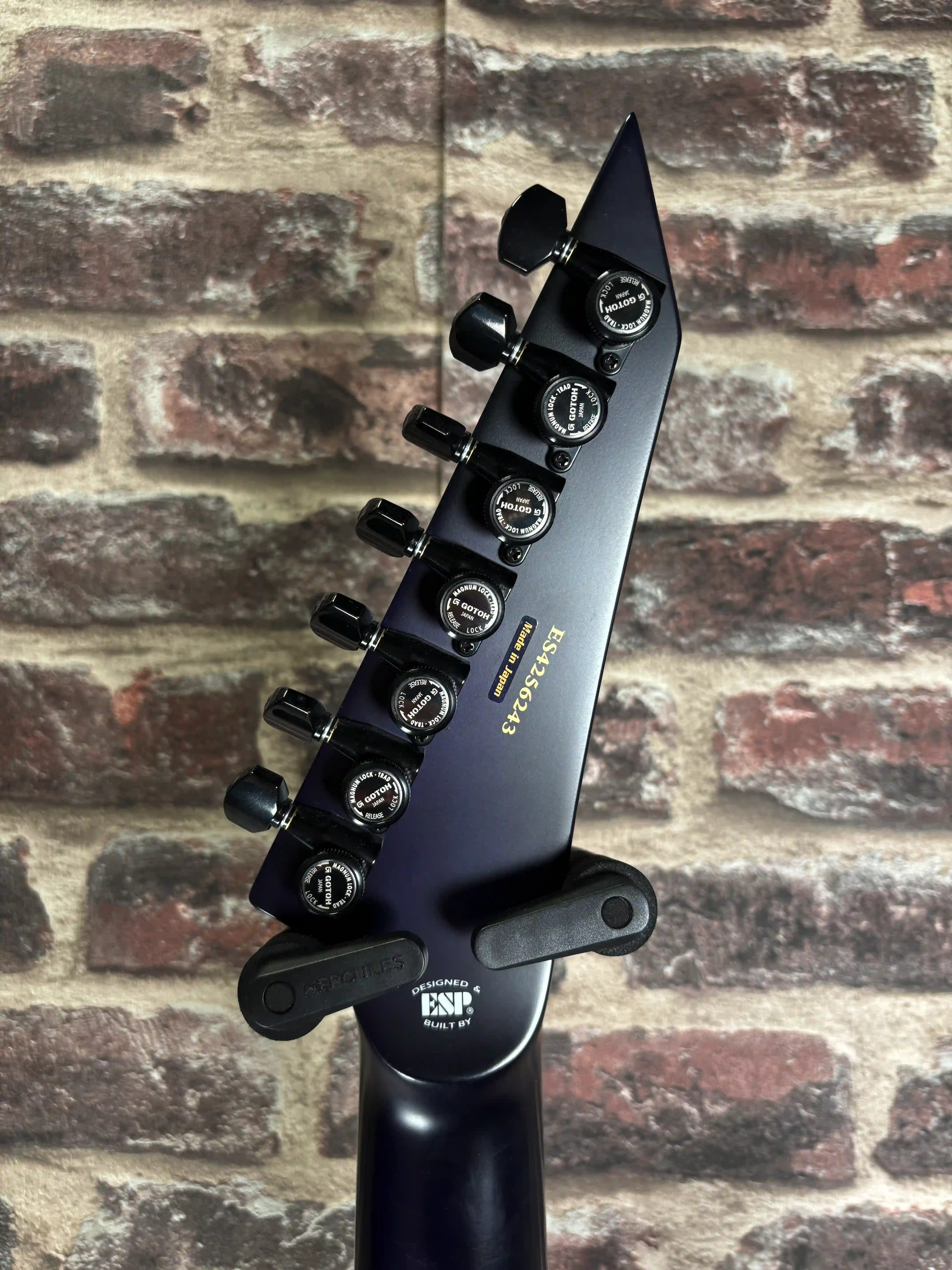ESP E‑II M‑II‑7 NT Purple Natural Fade OCCASION