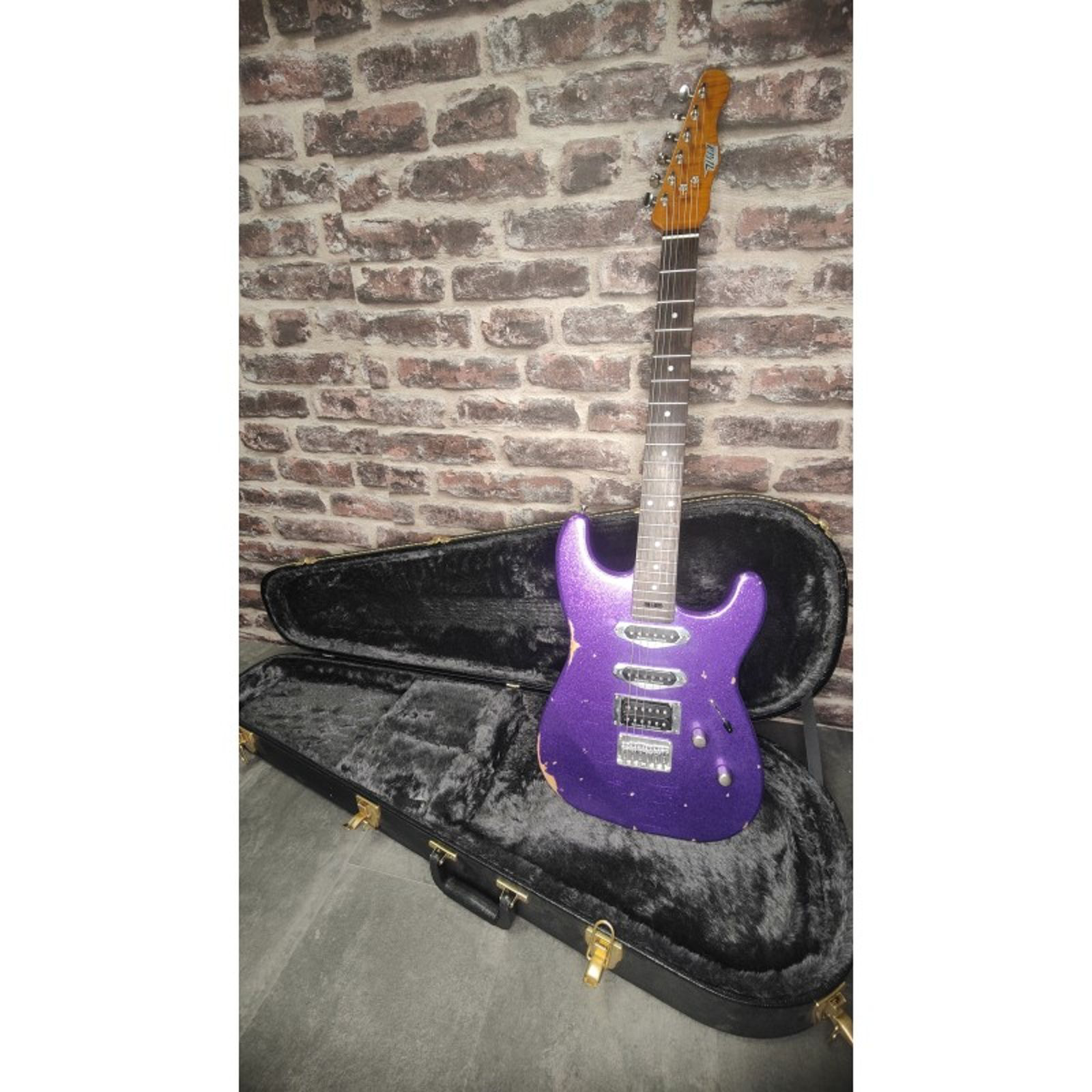 Wild Customs Ventura Standard Purple Flake Relic