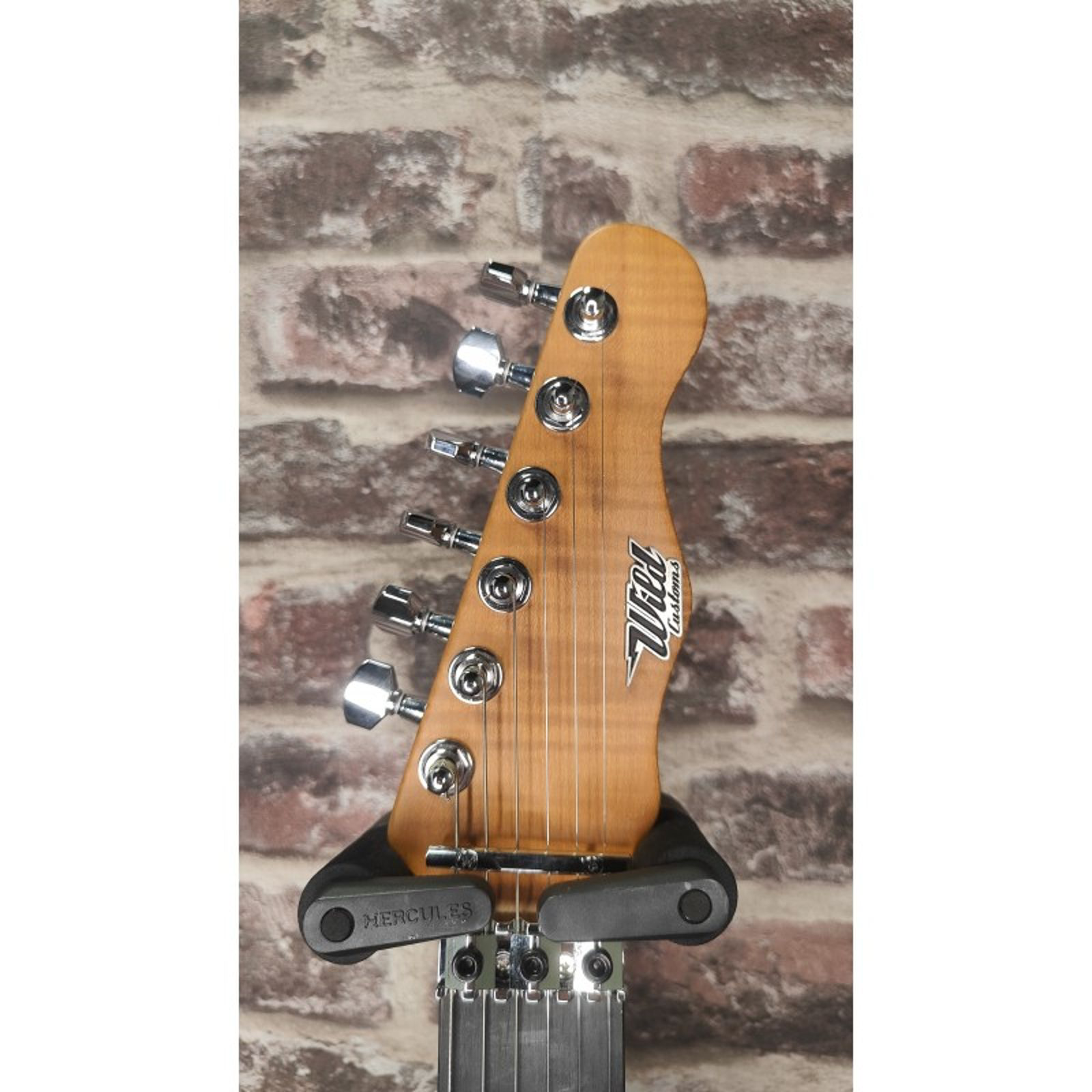 Wild Customs Ventura Fastlane Red Sparkle