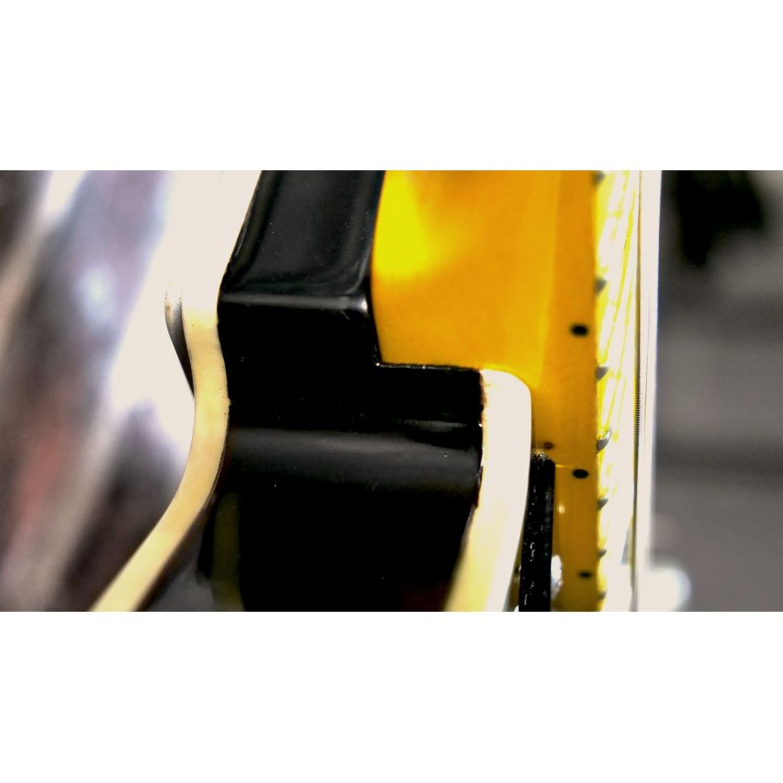 Wild Customs TV Black OCCASION