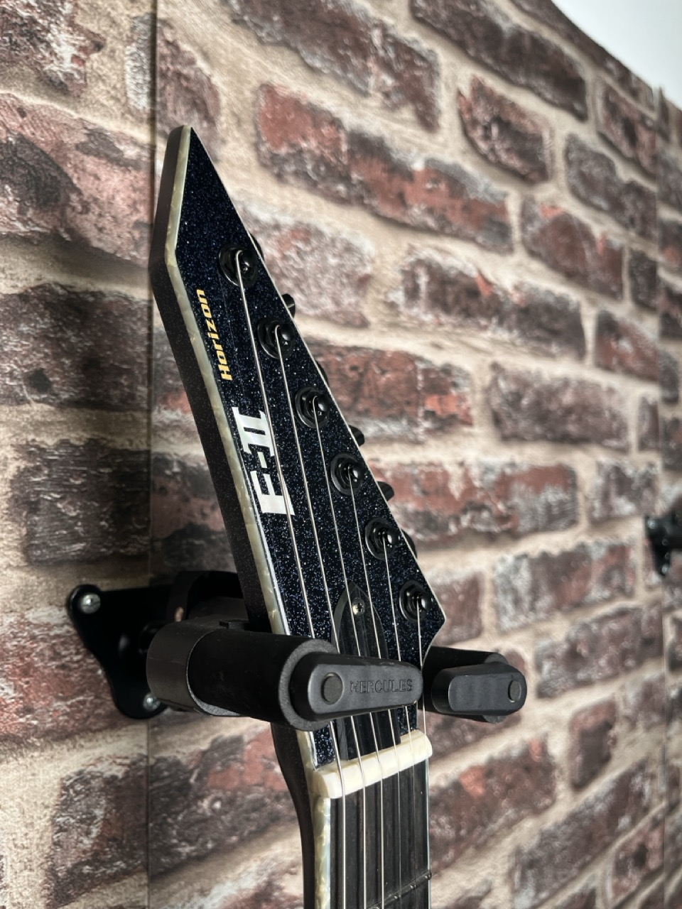 ESP E‑II Horizon NT Hipshot Amethyst Sparkle