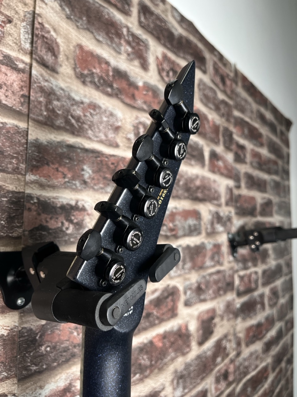 ESP E‑II Horizon NT Hipshot Amethyst Sparkle