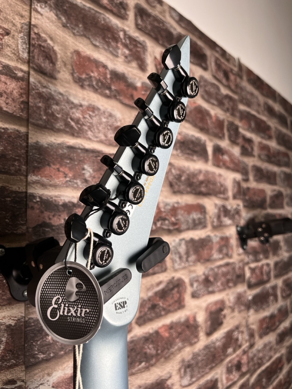 Edwards M‑II 7 cordes Ice Blue Metallic