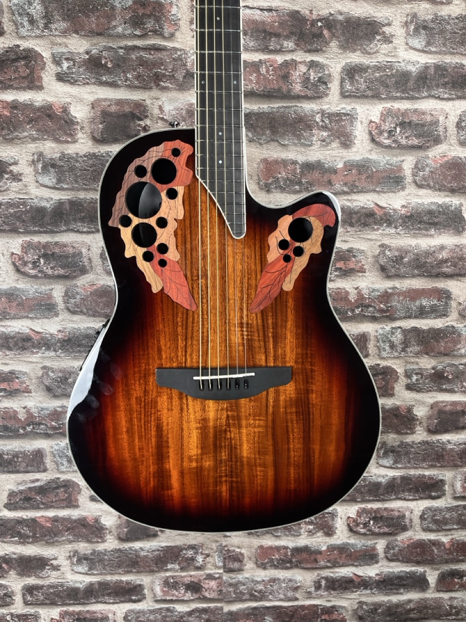 Ovation Celebrity Elite Plus CE48P‑KOAB‑G OCCASION