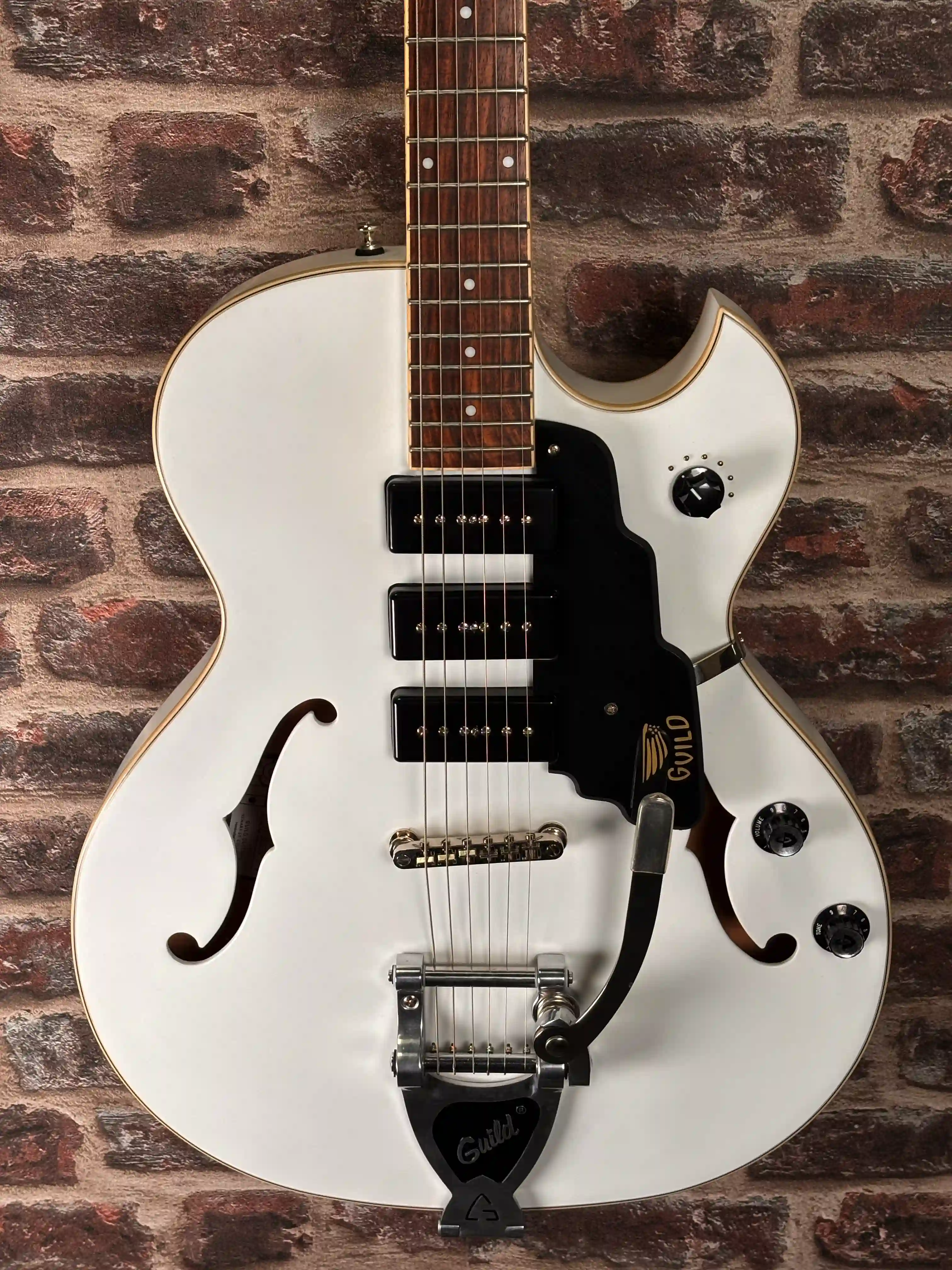 Guild Starfire I Jet 90 Satin White OCCASION