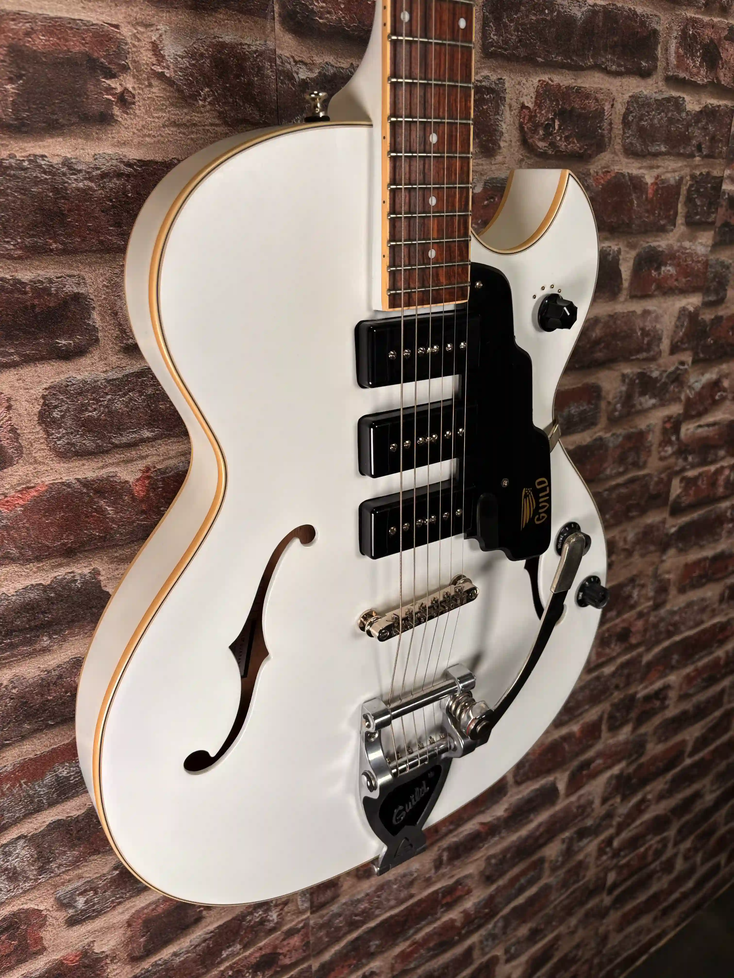 Guild Starfire I Jet 90 Satin White OCCASION