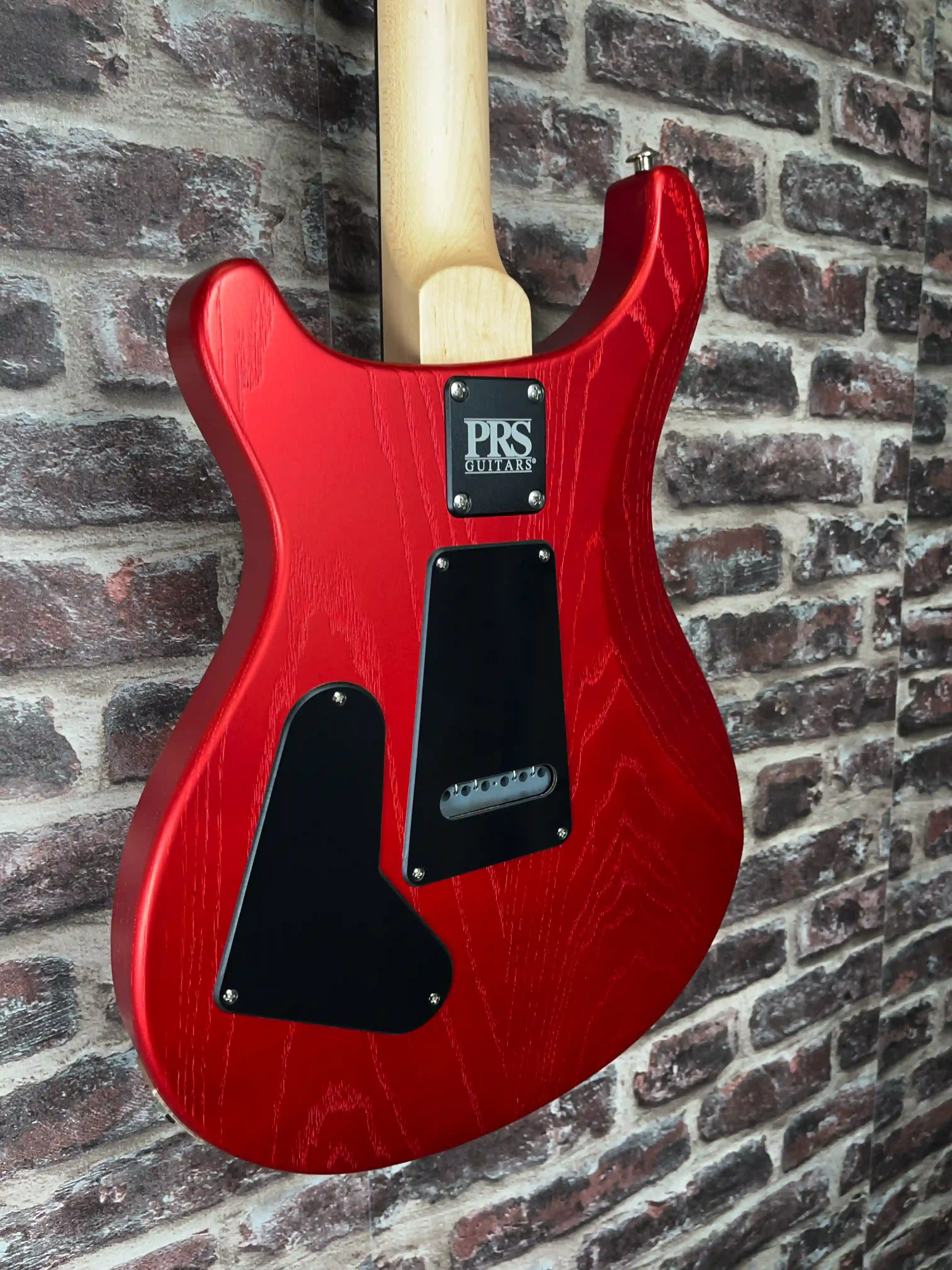 PRS CE 24‑08 Swamp Ash édition limitée Red Apple Metallic