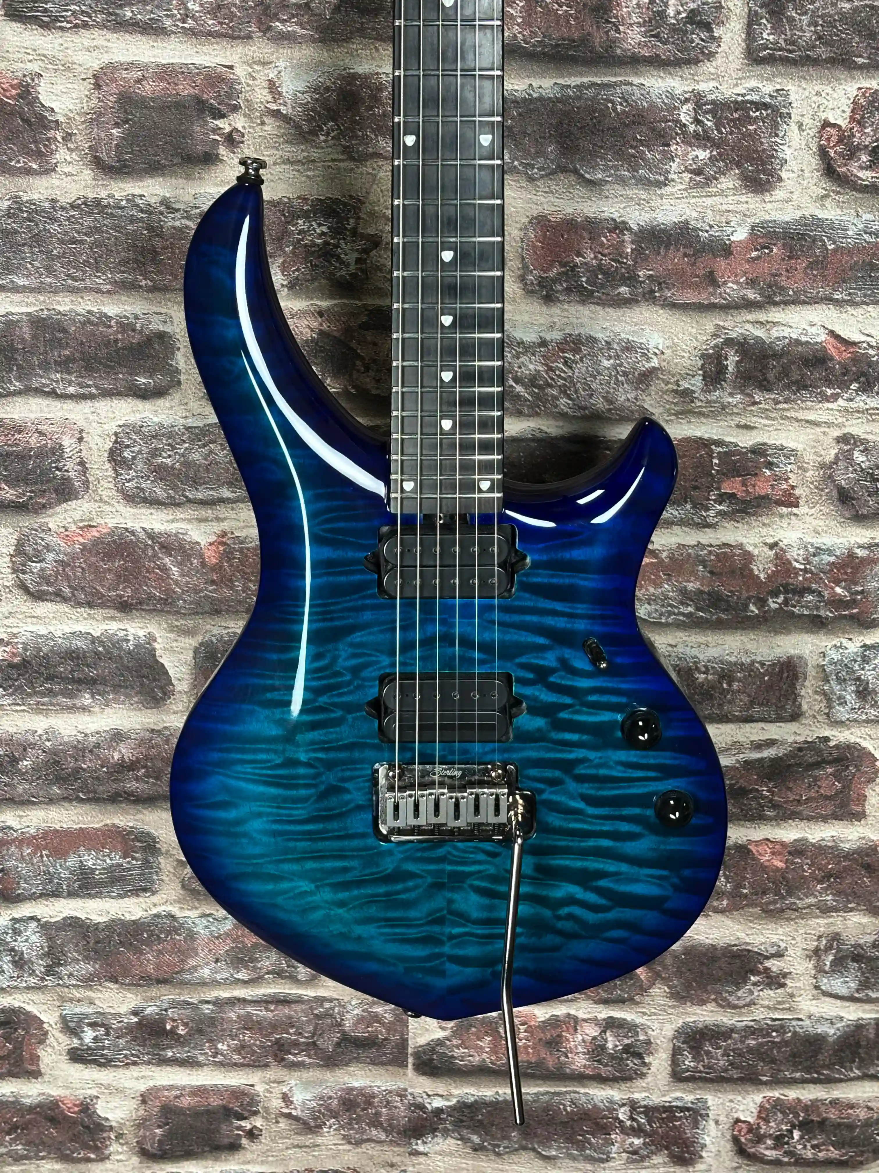 Sterling by Music Man Majesty MAJ200 Cerulean Paradise OCCASION